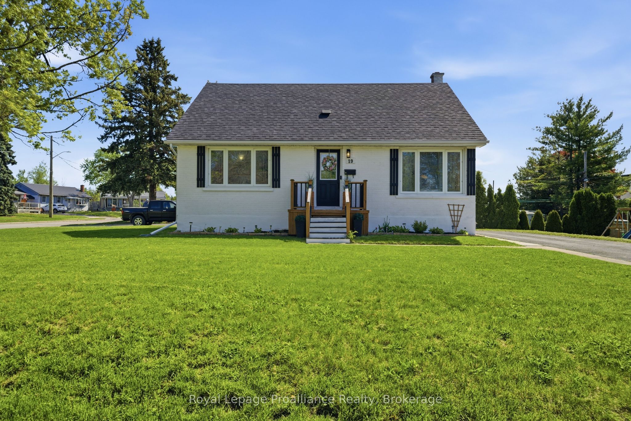 19 Coleman Drive Property Photo 4