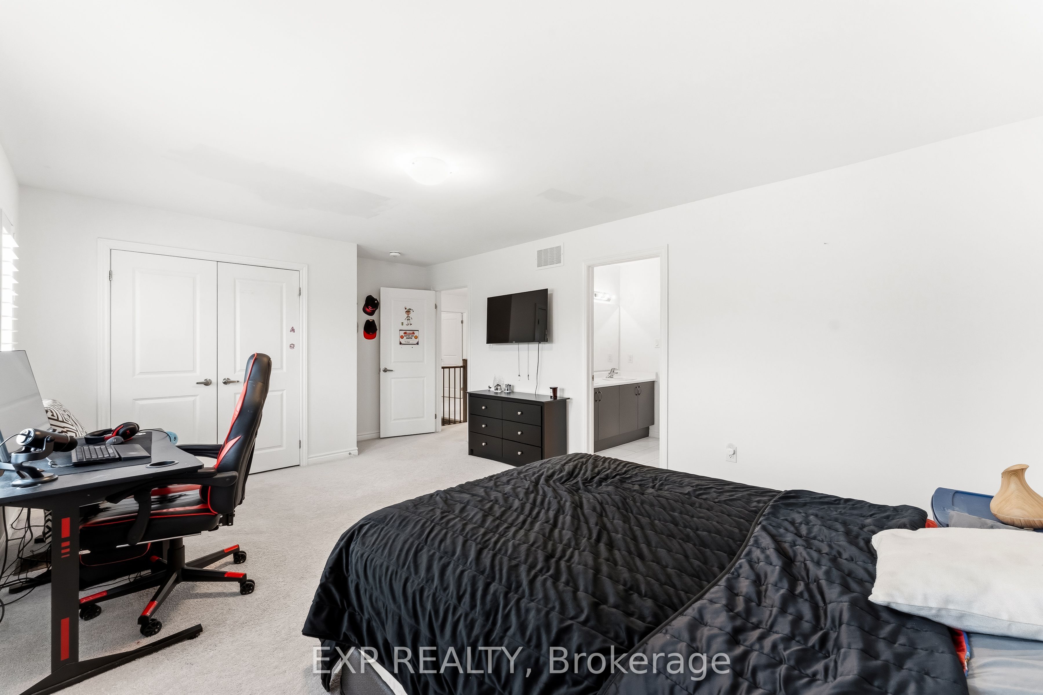 22 Connolly Road Property Photo 27
