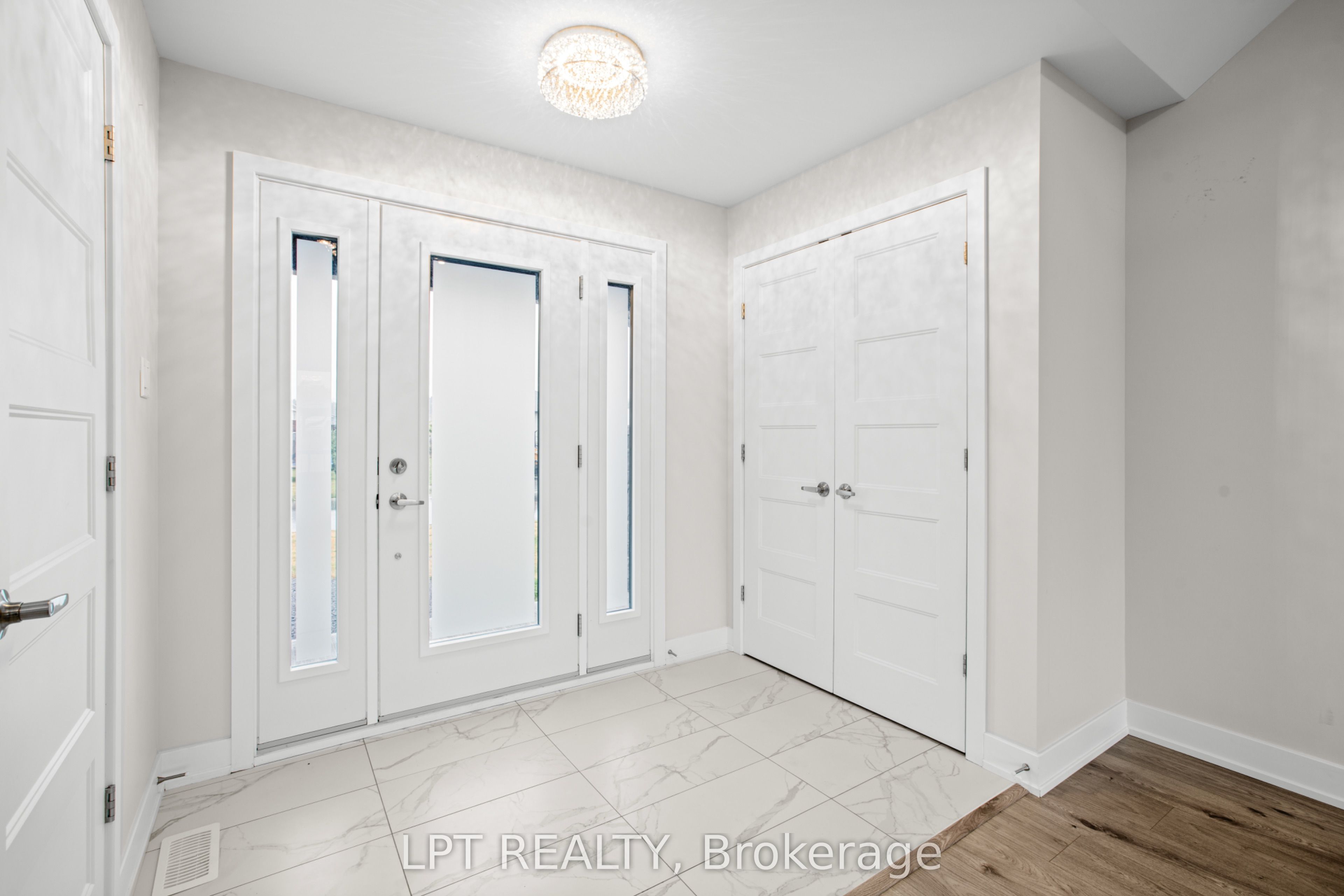 932 Katia Street Property Photo 9