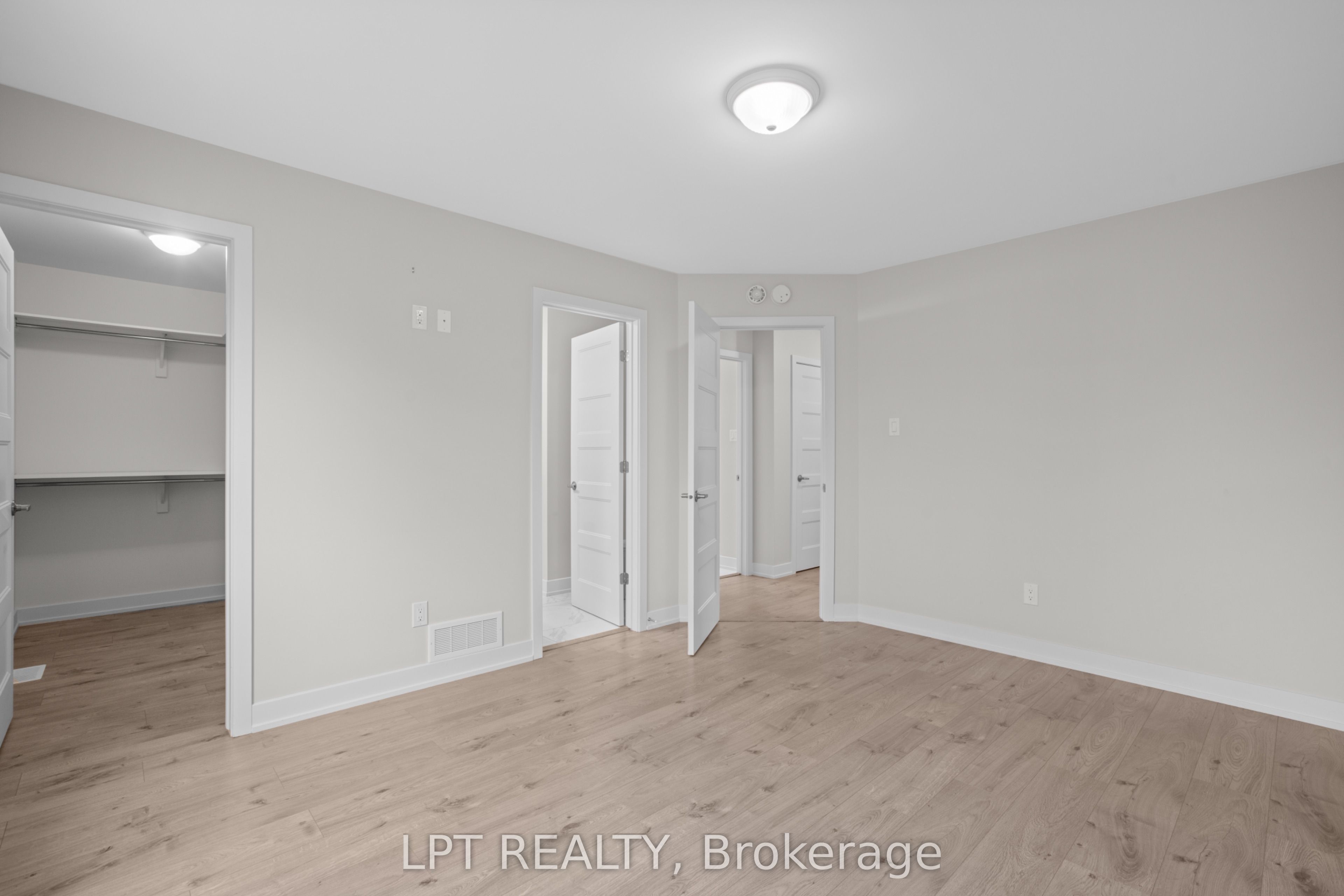 932 Katia Street Property Photo 26