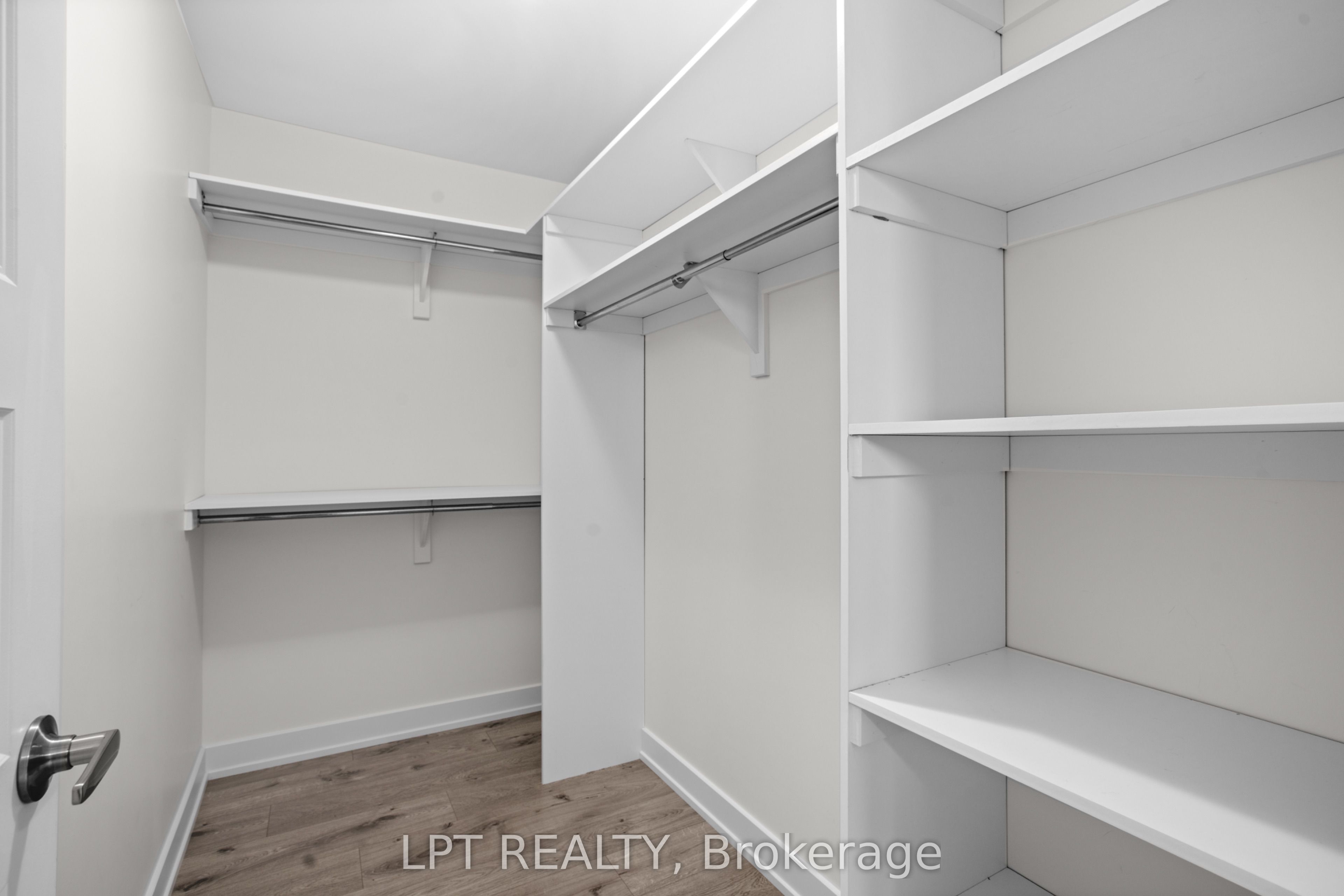 932 Katia Street Property Photo 27