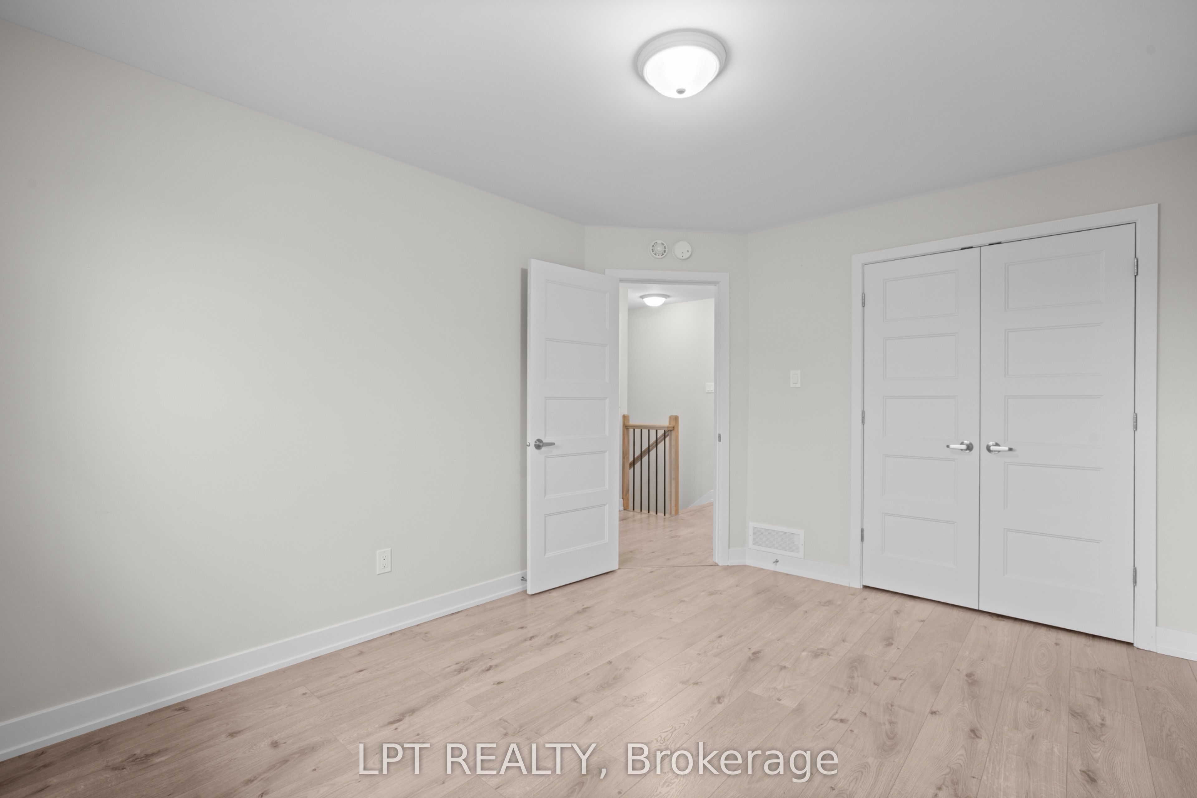 932 Katia Street Property Photo 34