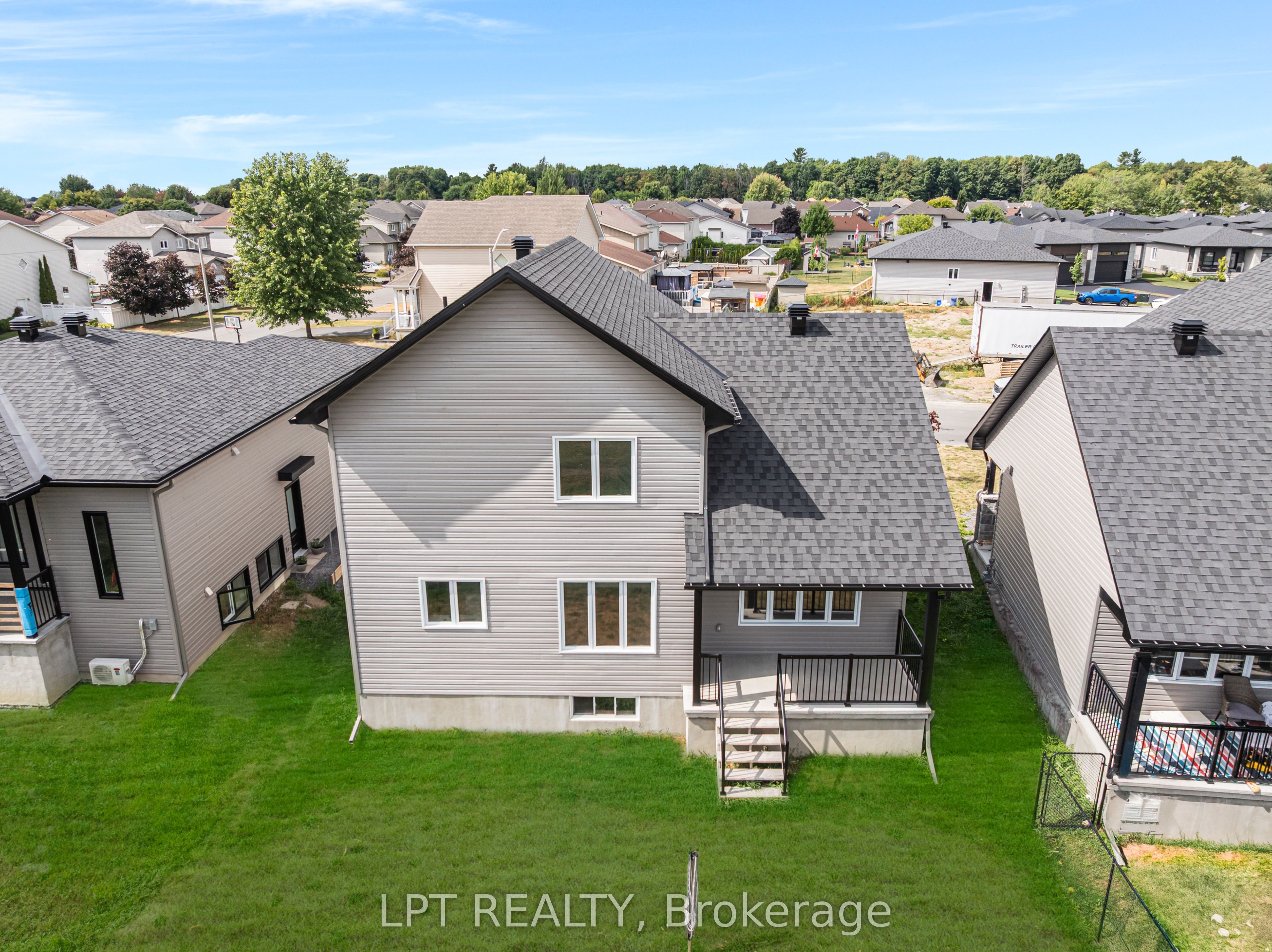 932 Katia Street Property Photo 42
