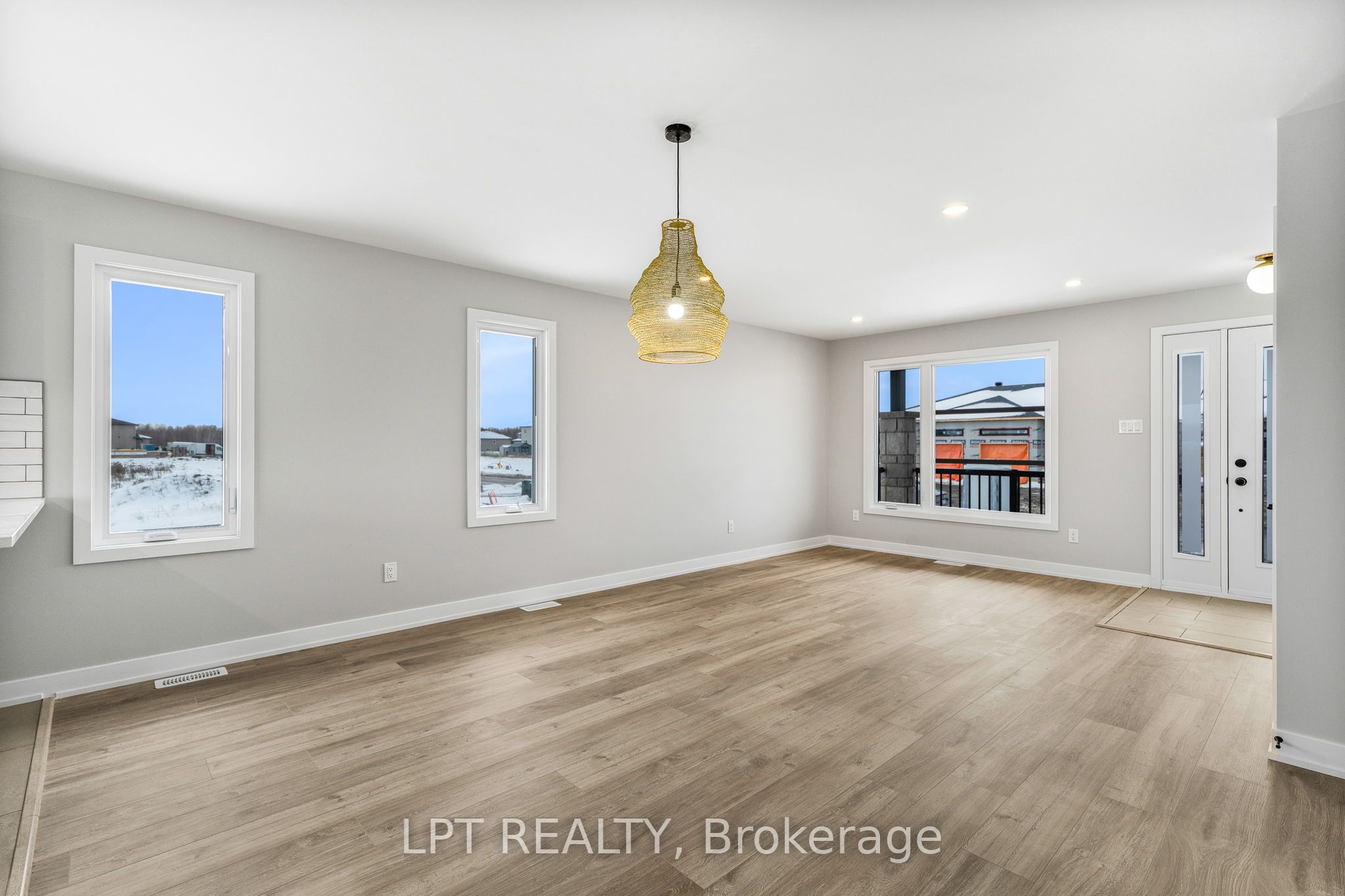 967 Katia Street Property Photo 10