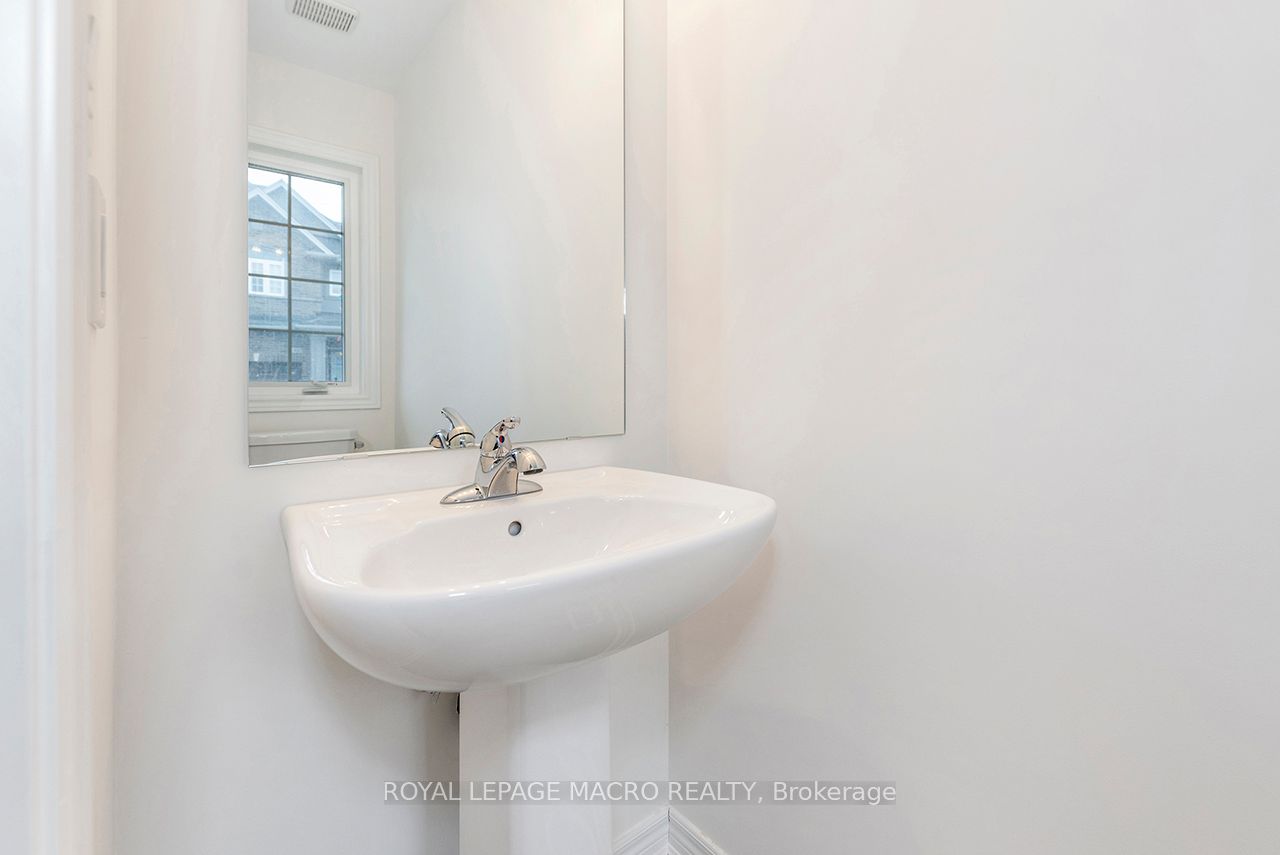 15 Linden Park Lane Property Photo 9