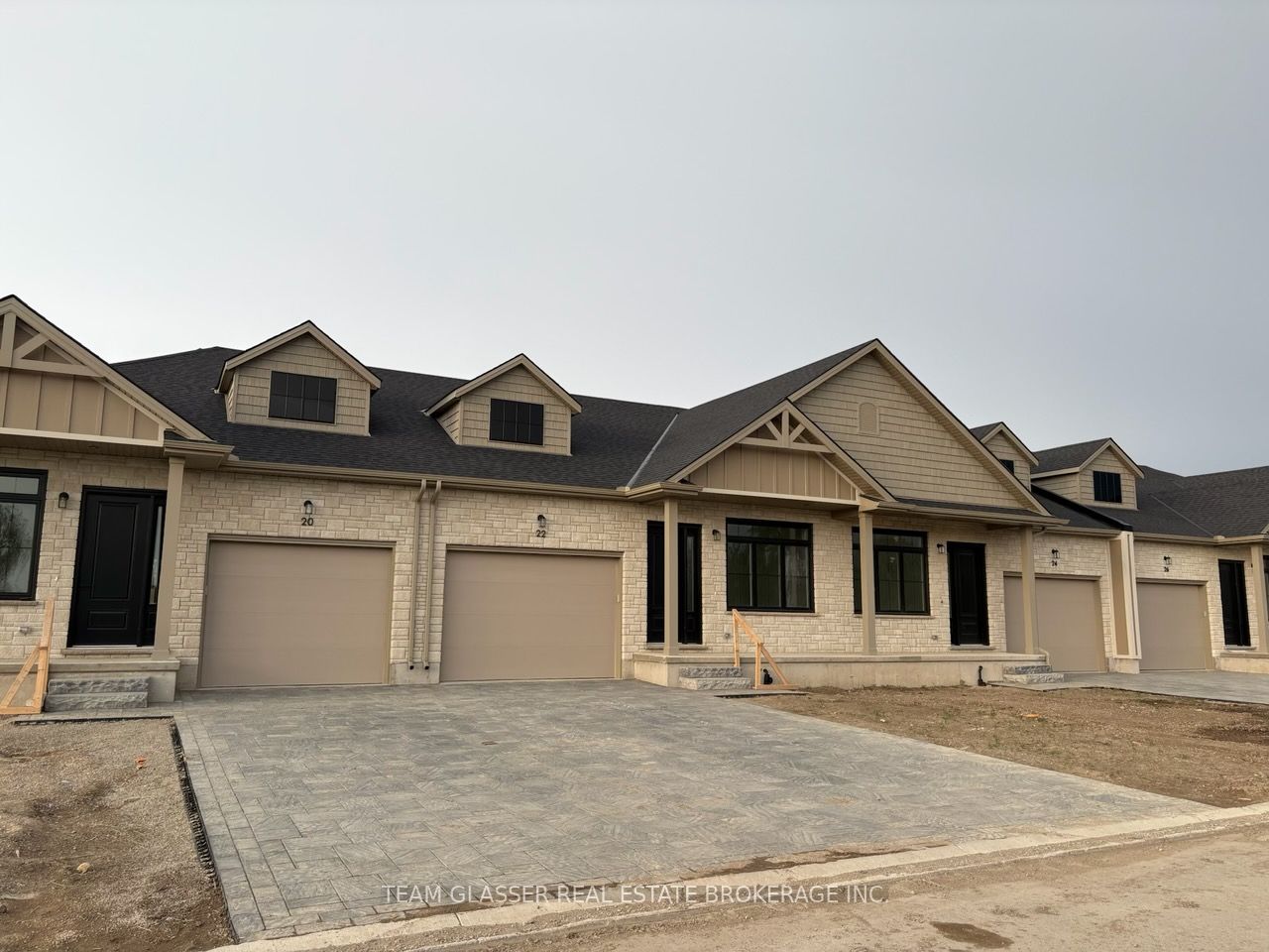 32 Dearing Drive Property Photo 4