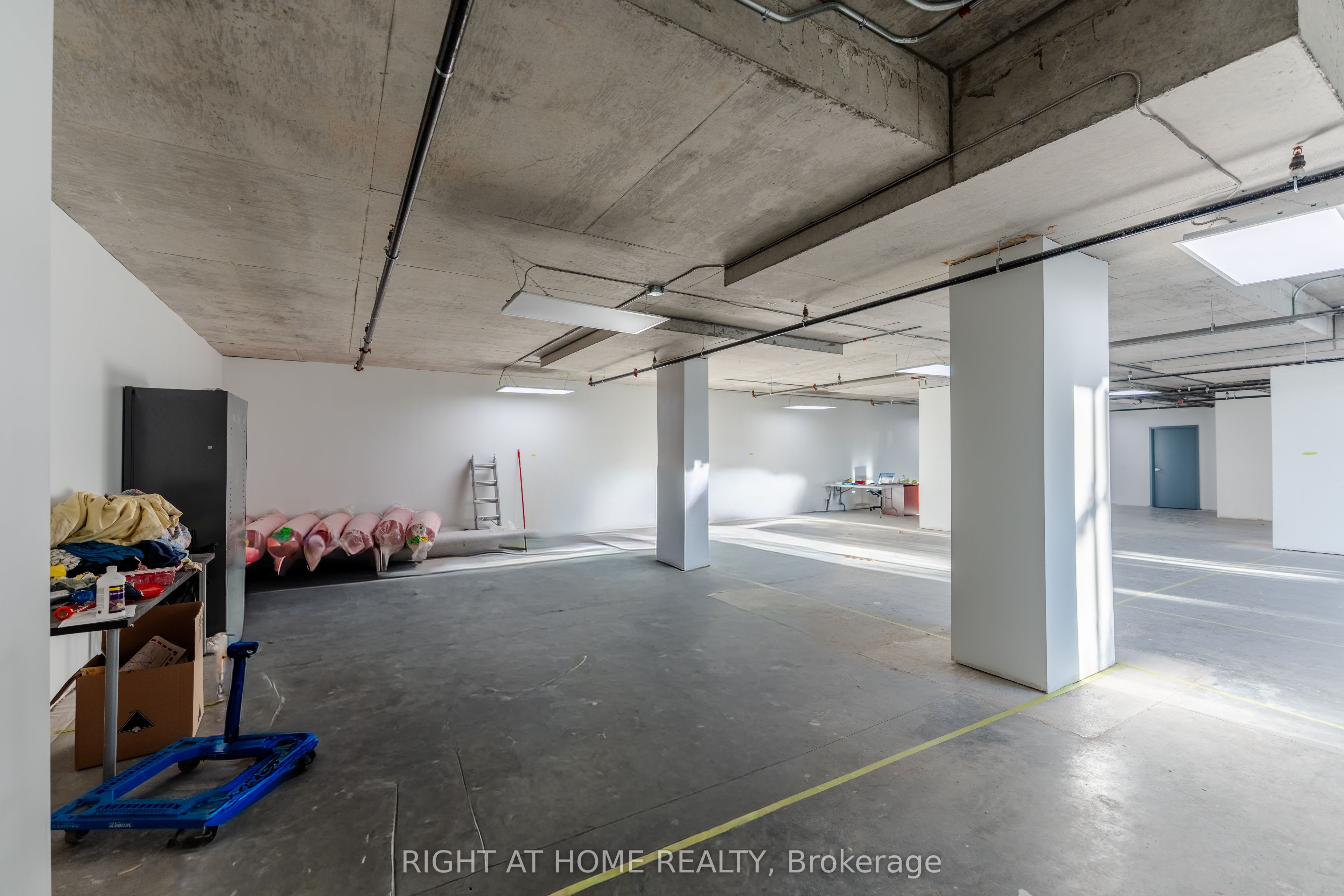 1637 Bank Street 101 Property Photo 11