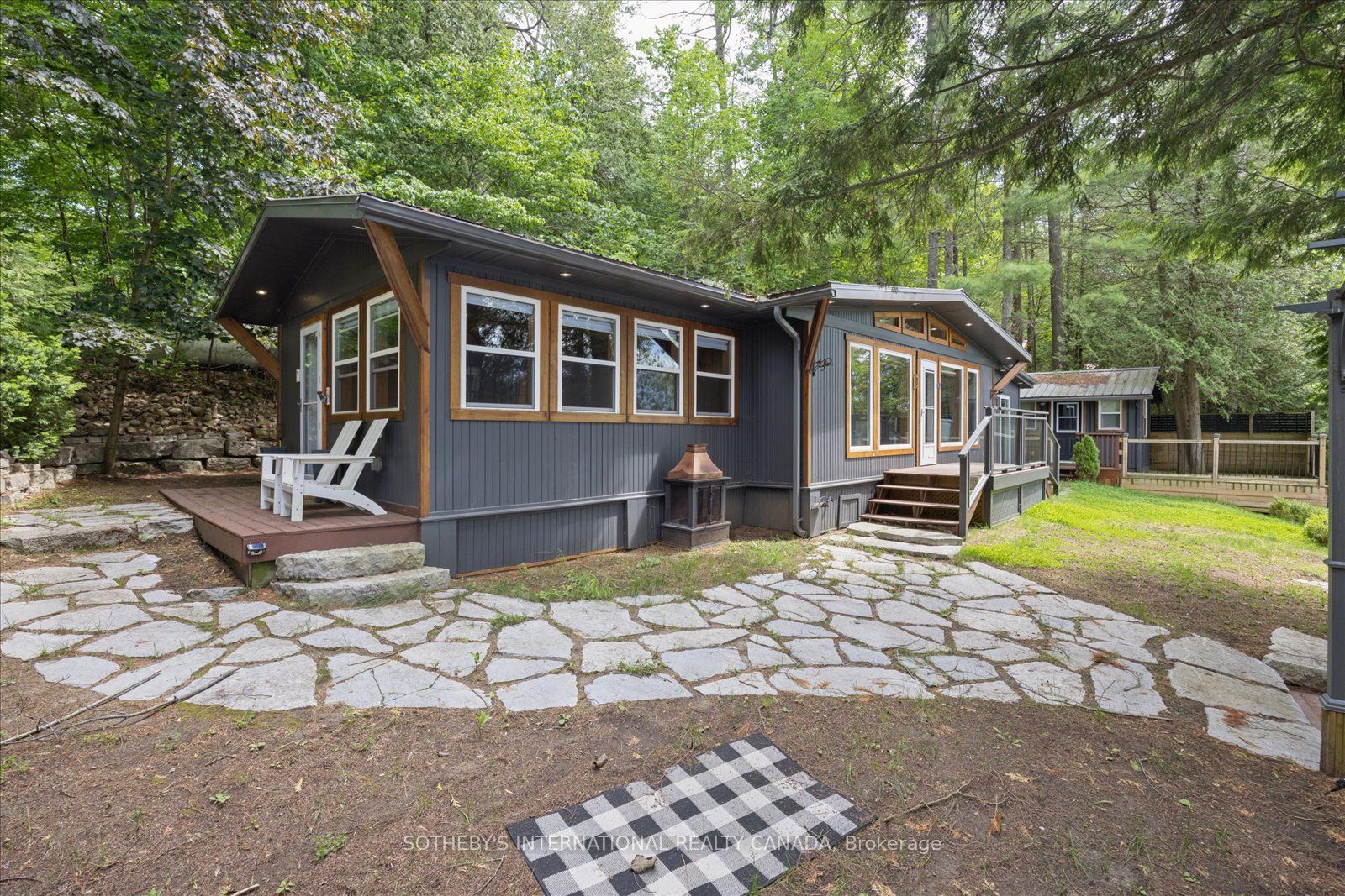 1030 Cobble Rose Lane Property Photo 3