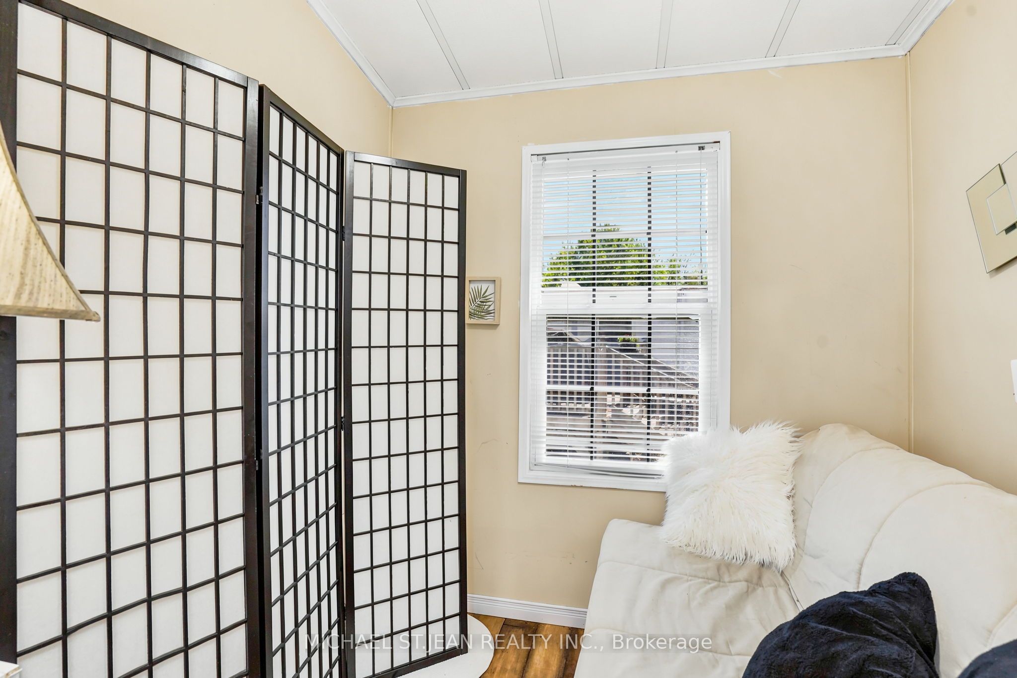 2490 Governors Road B34 Property Photo 15