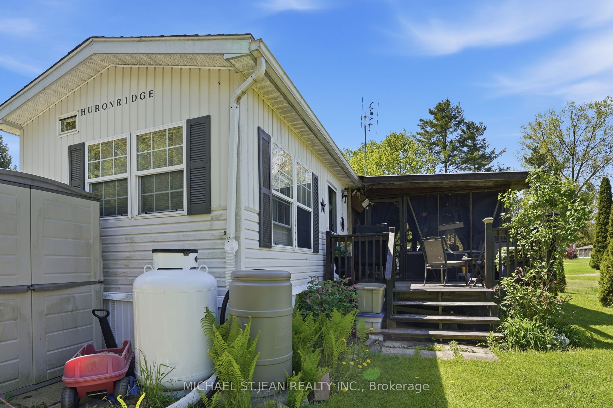 2490 Governors Road B34 Property Photo 29