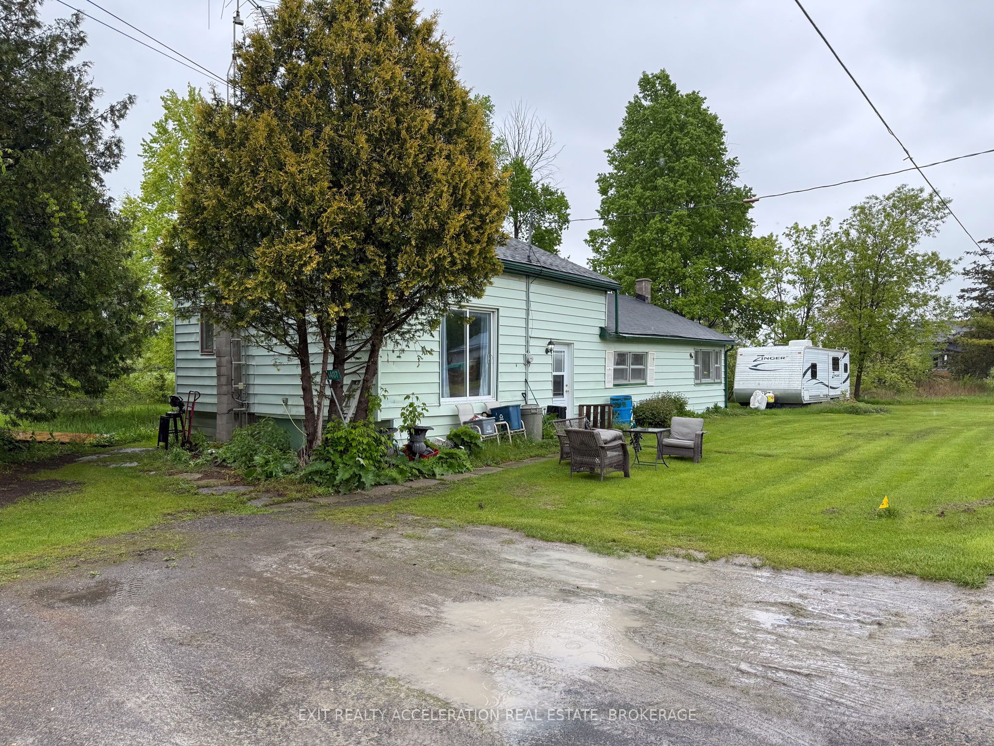 1407 Doyle Road Property Photo 2