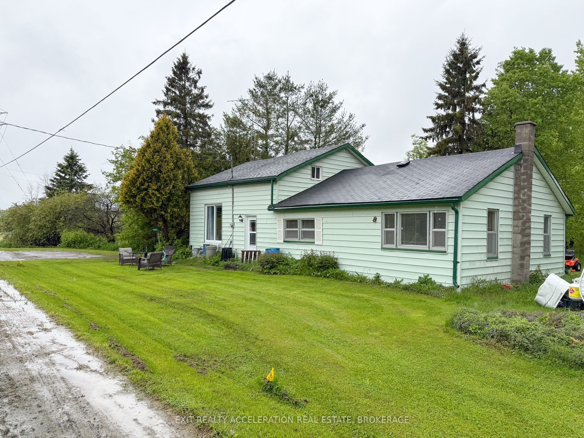 1407 Doyle Road Property Photo 3