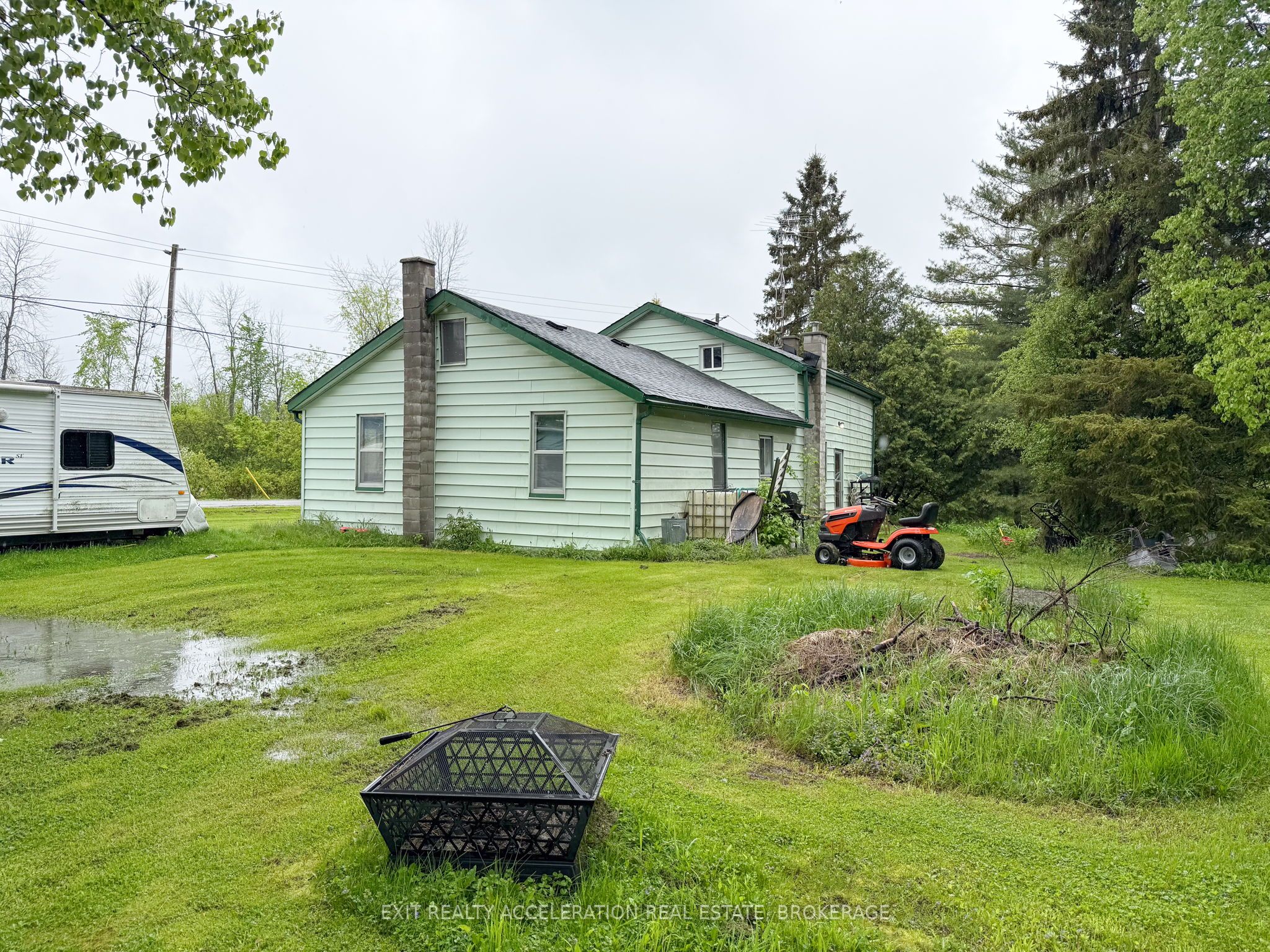 1407 Doyle Road Property Photo 4