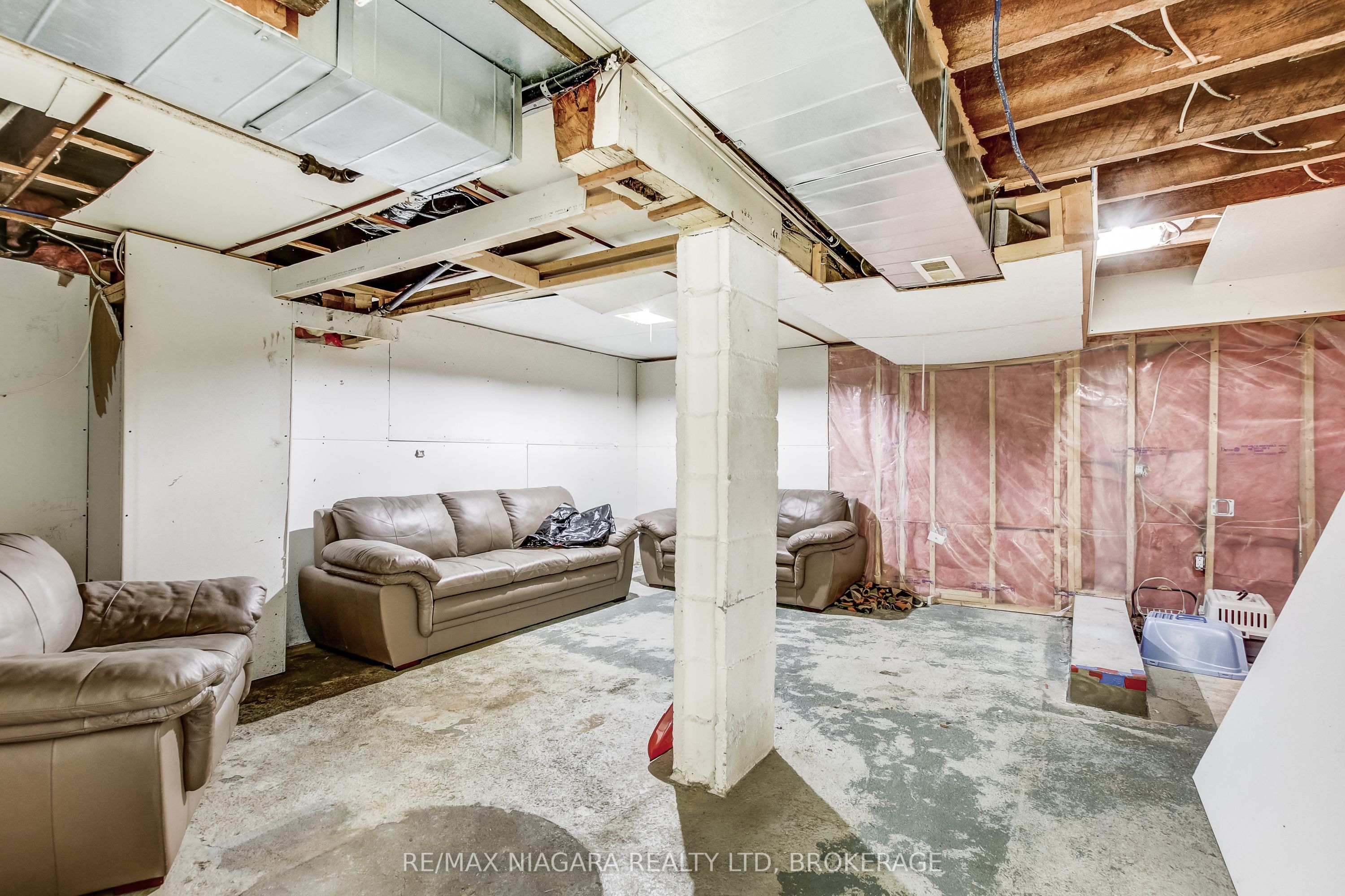 8 Catharine Street Property Photo 16