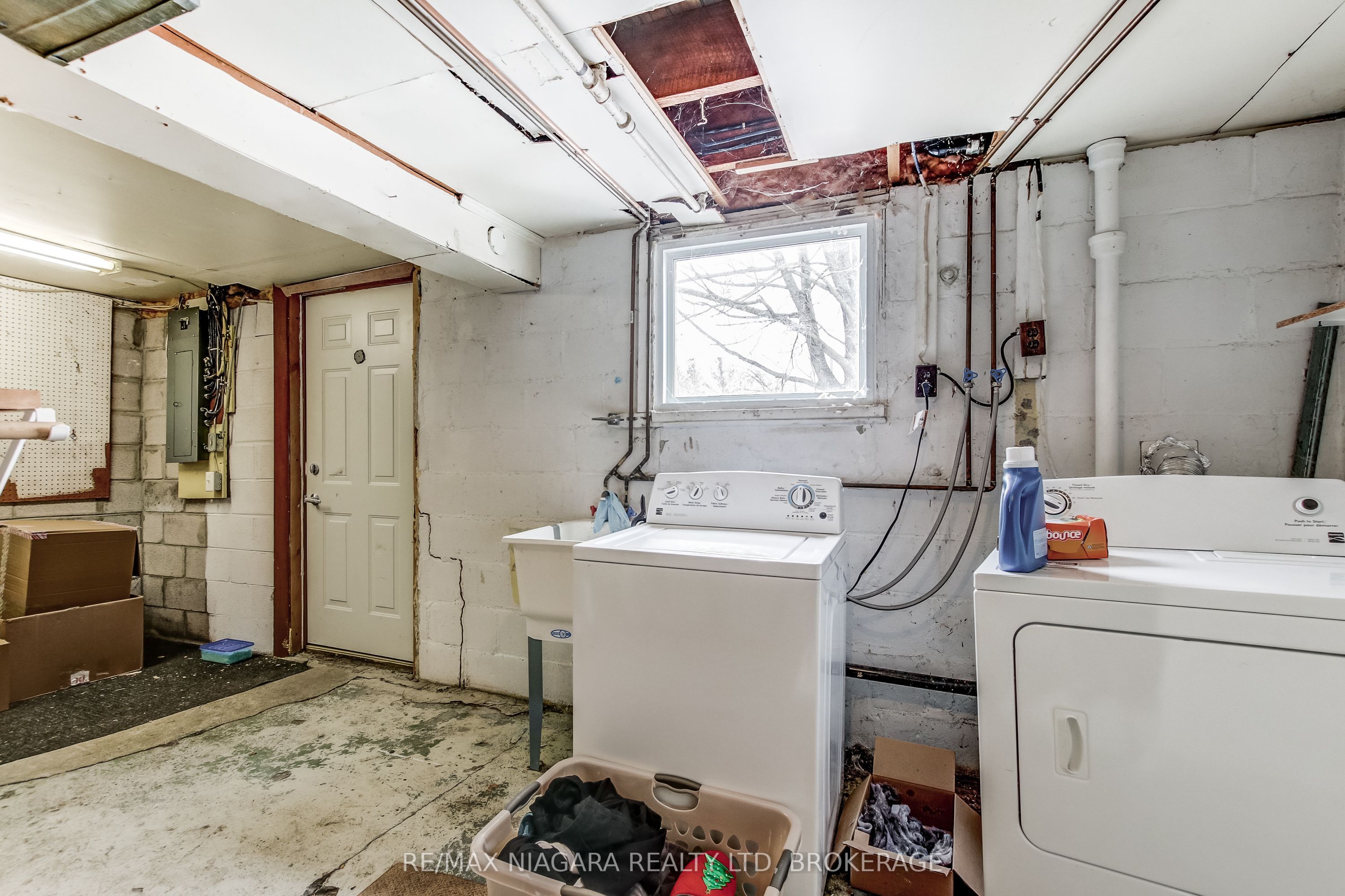 8 Catharine Street Property Photo 17