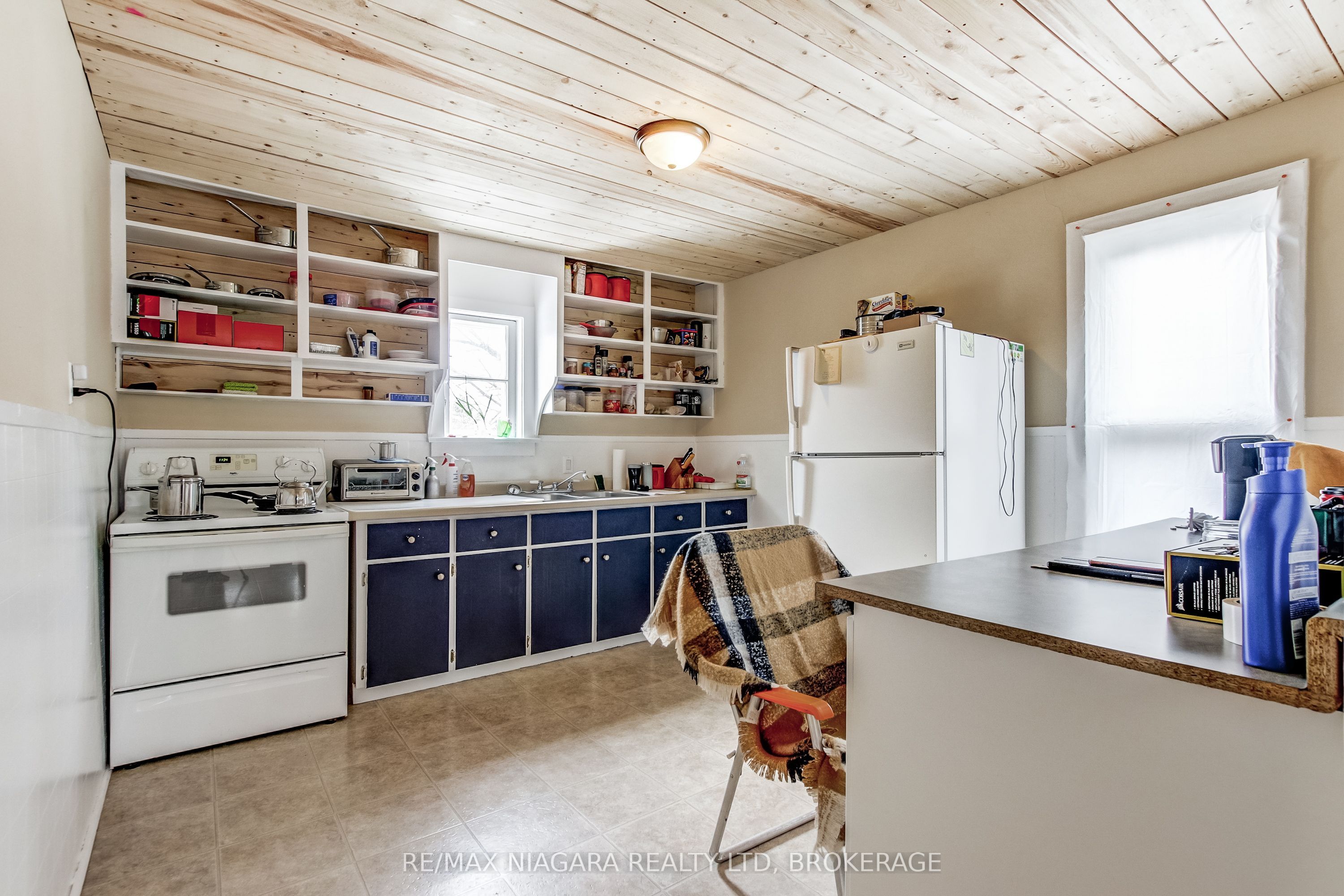 8 Catharine Street Property Photo 23