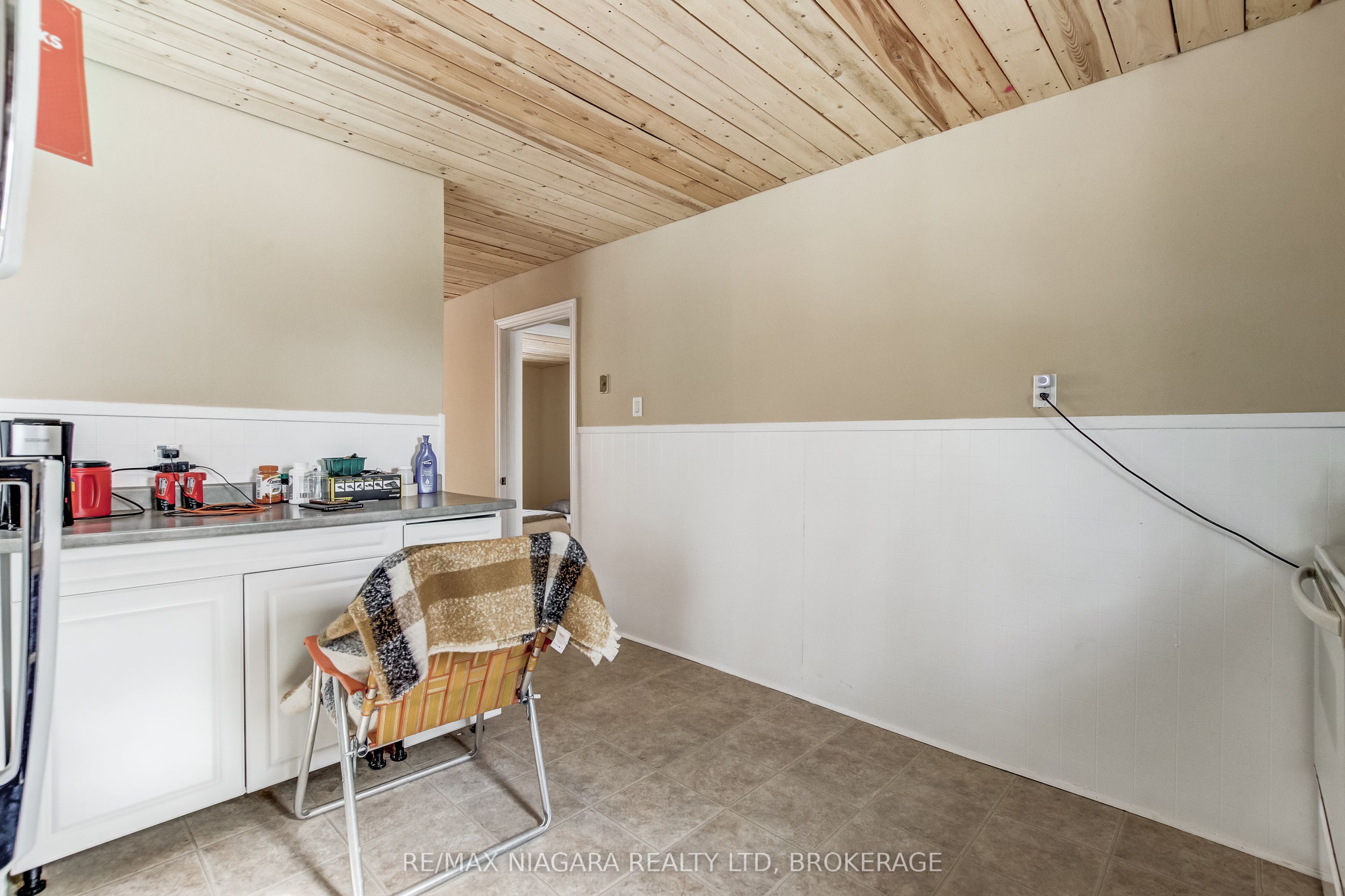 8 Catharine Street Property Photo 27