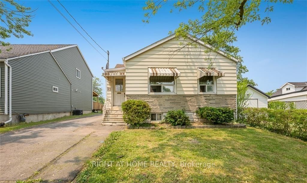 33 Keele Street Upper Property Photo 1
