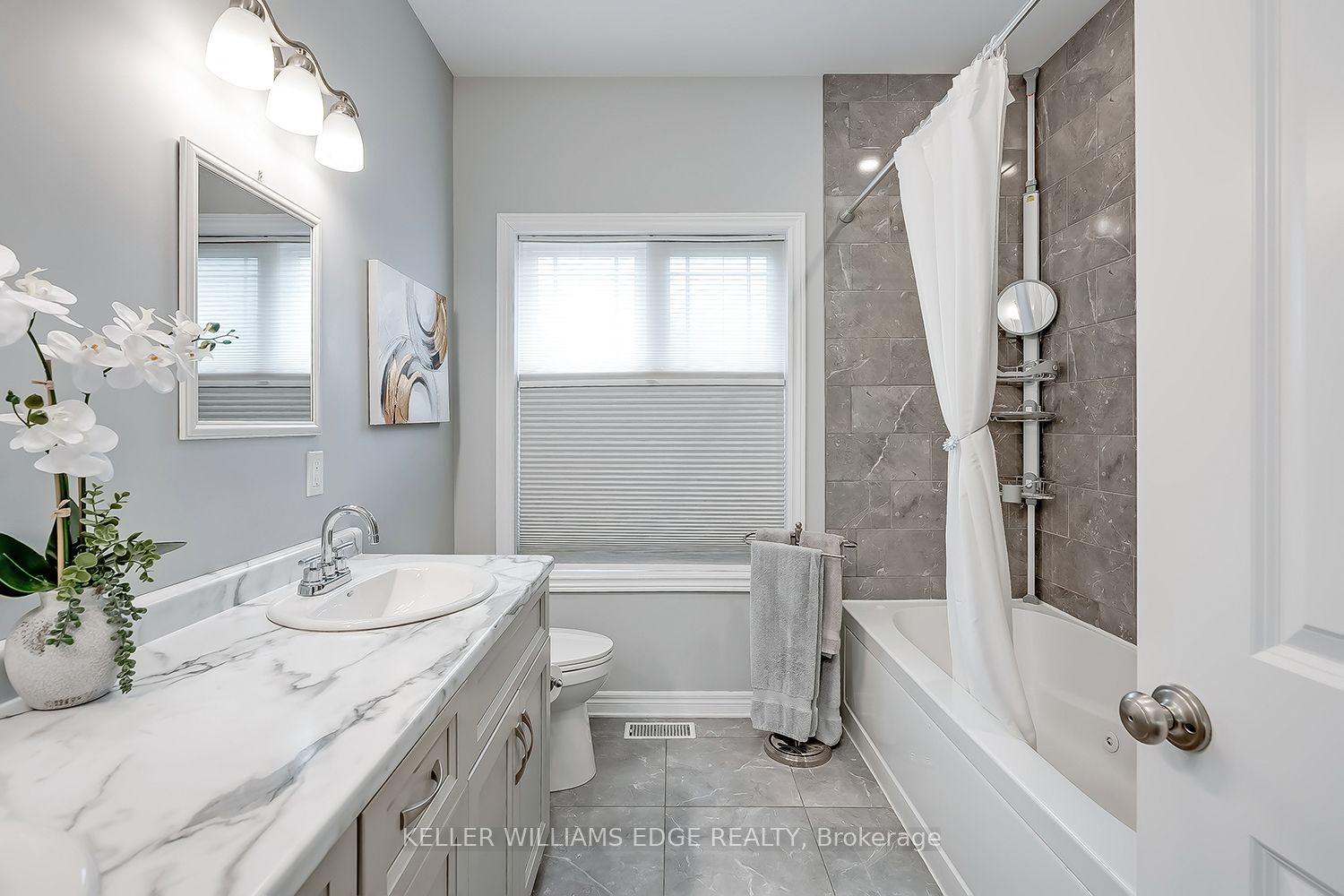 49 Postma Drive Property Photo 22