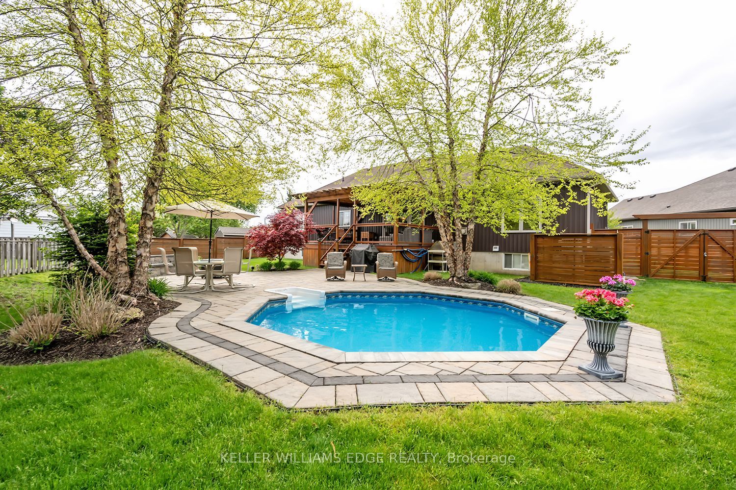 49 Postma Drive Property Photo 35