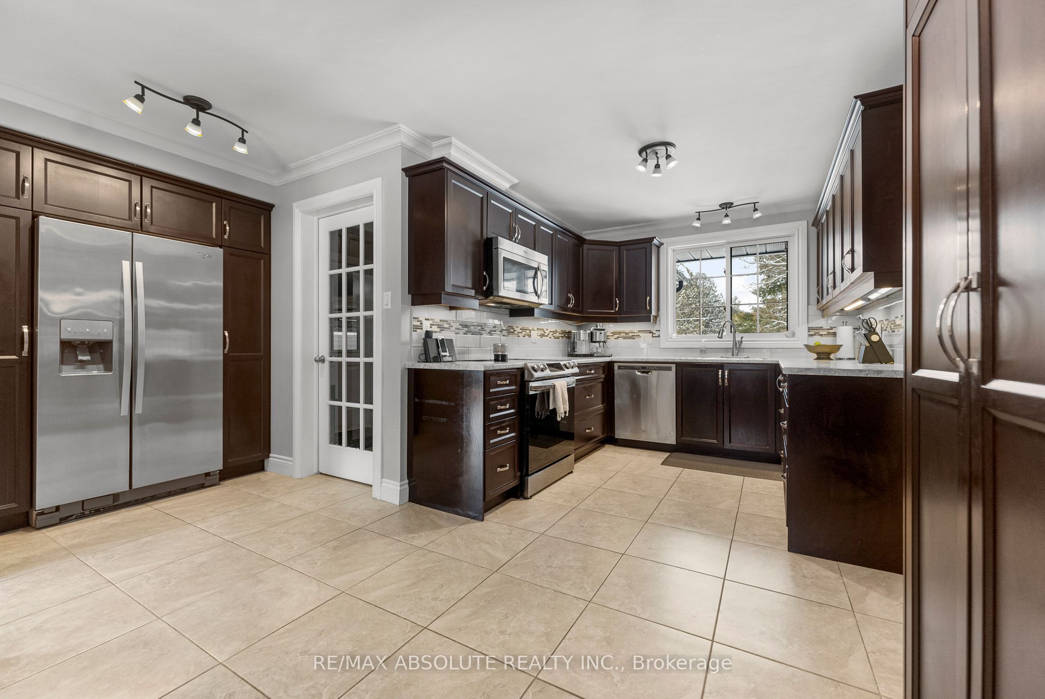 131 Burns Drive Property Photo 16