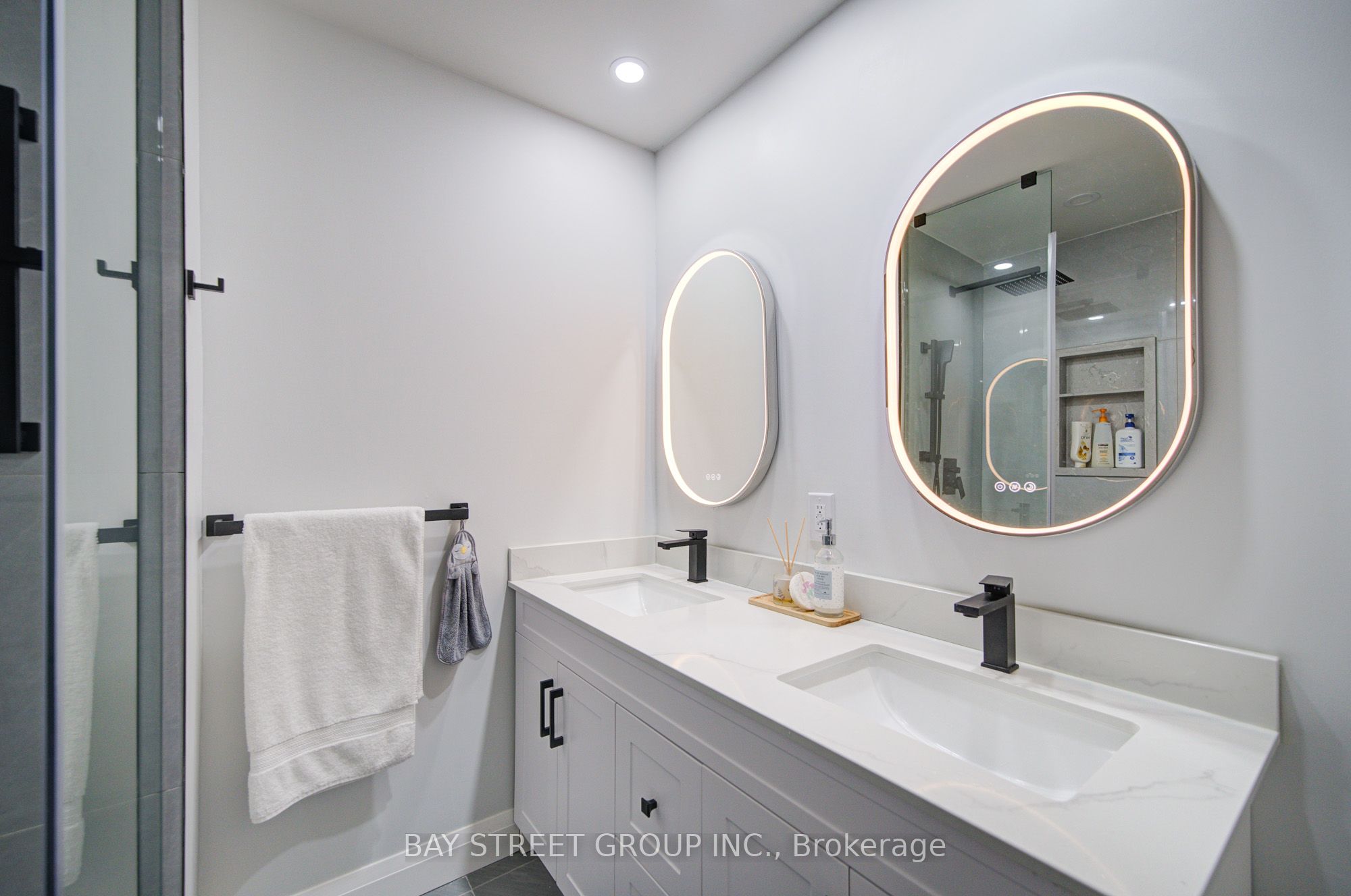 10638 Willoughby Drive Property Photo 32