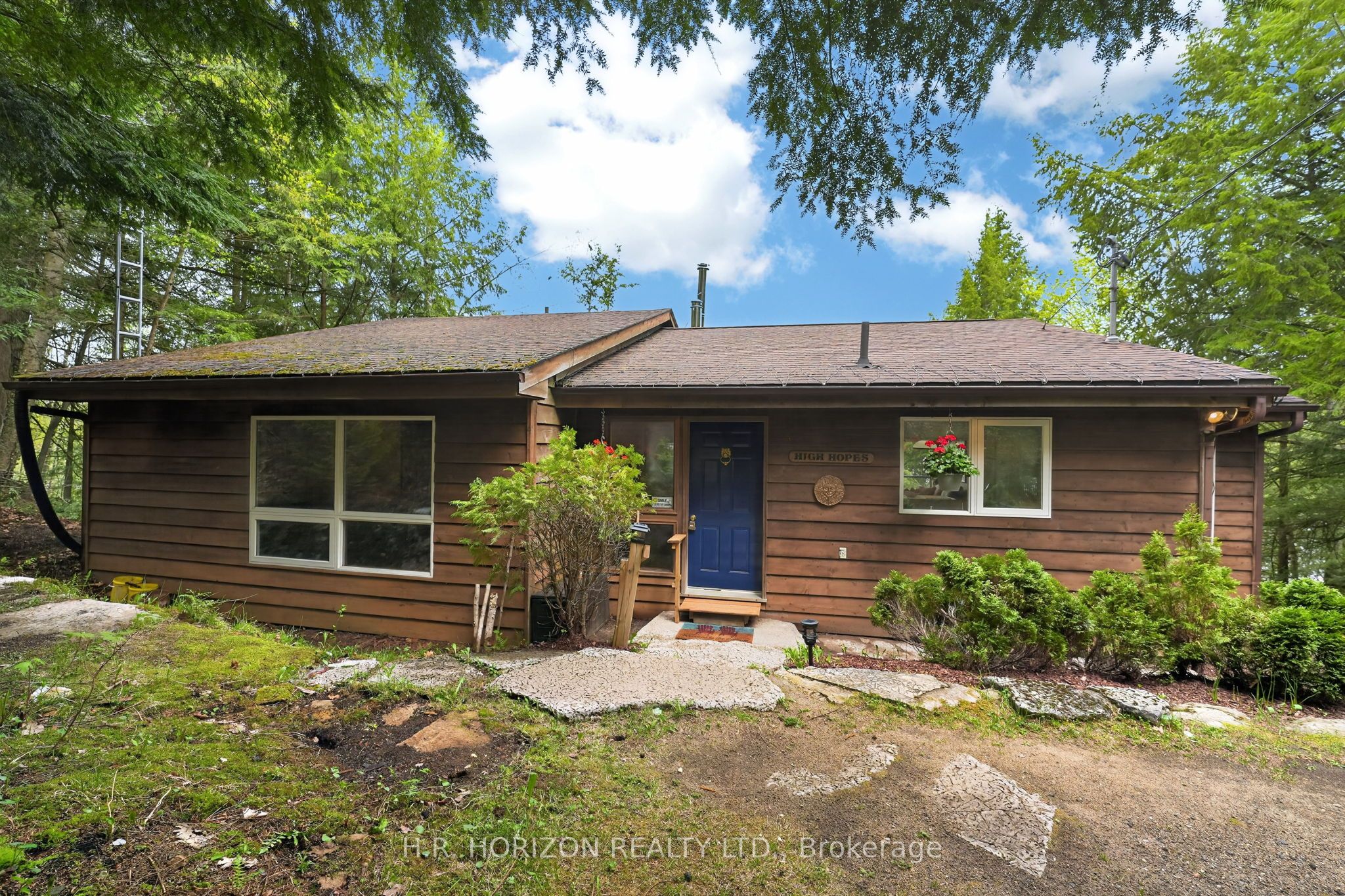 1029 Starlight Road Property Photo 3