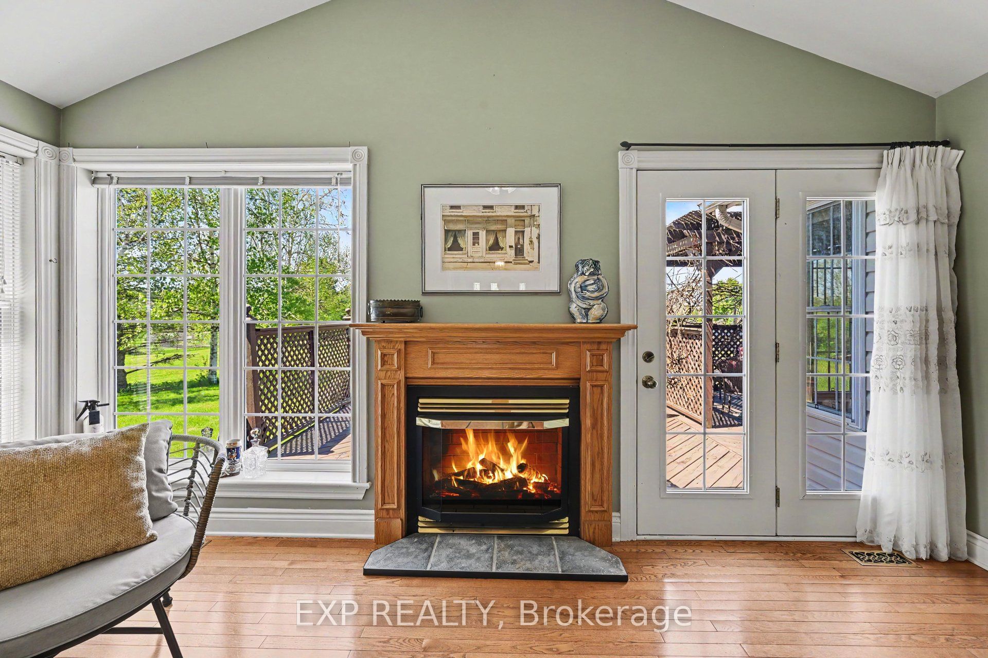 149 Heather Crescent Property Photo 6