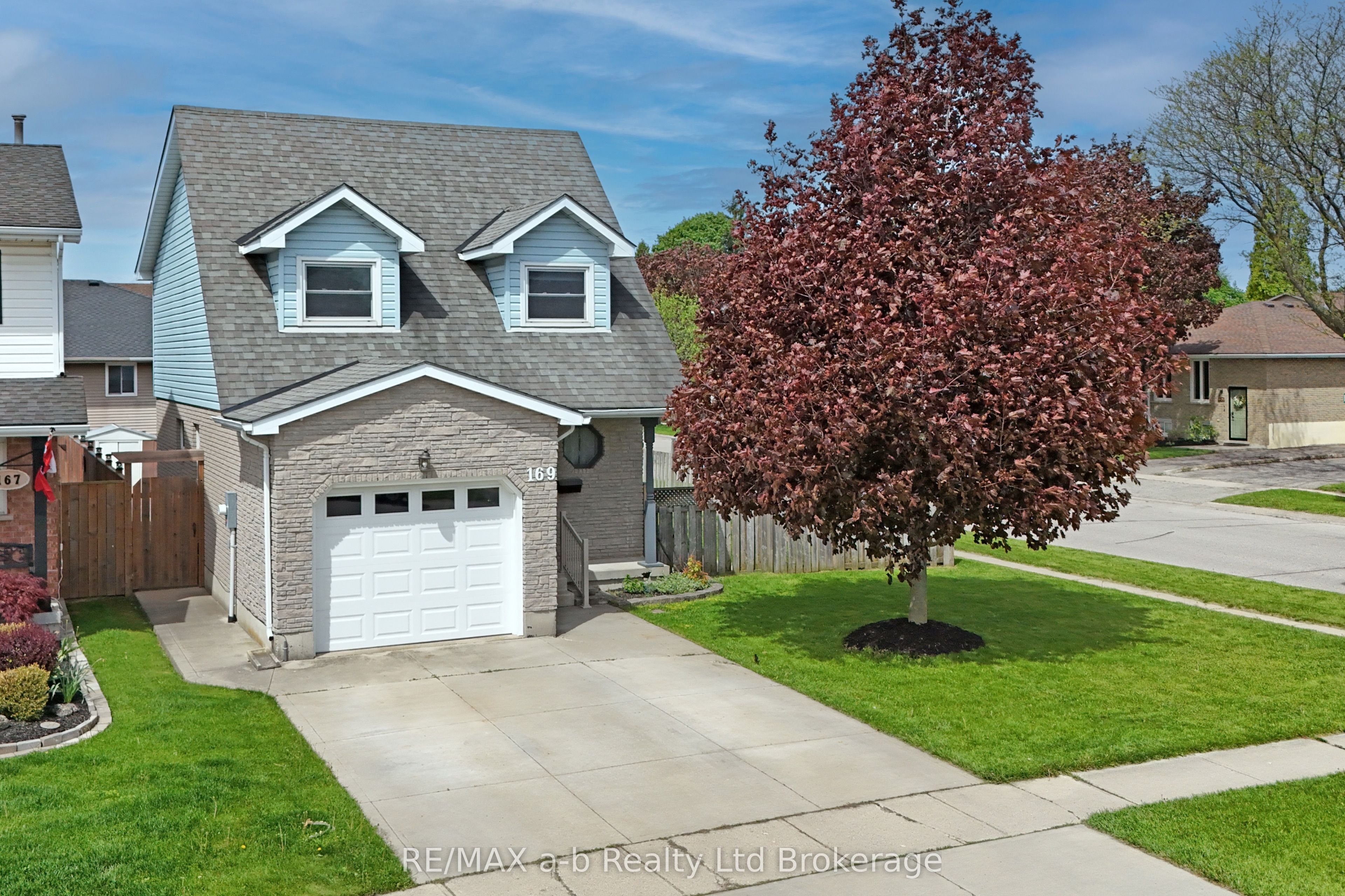 169 Diefenbaker Drive Property Photo 1