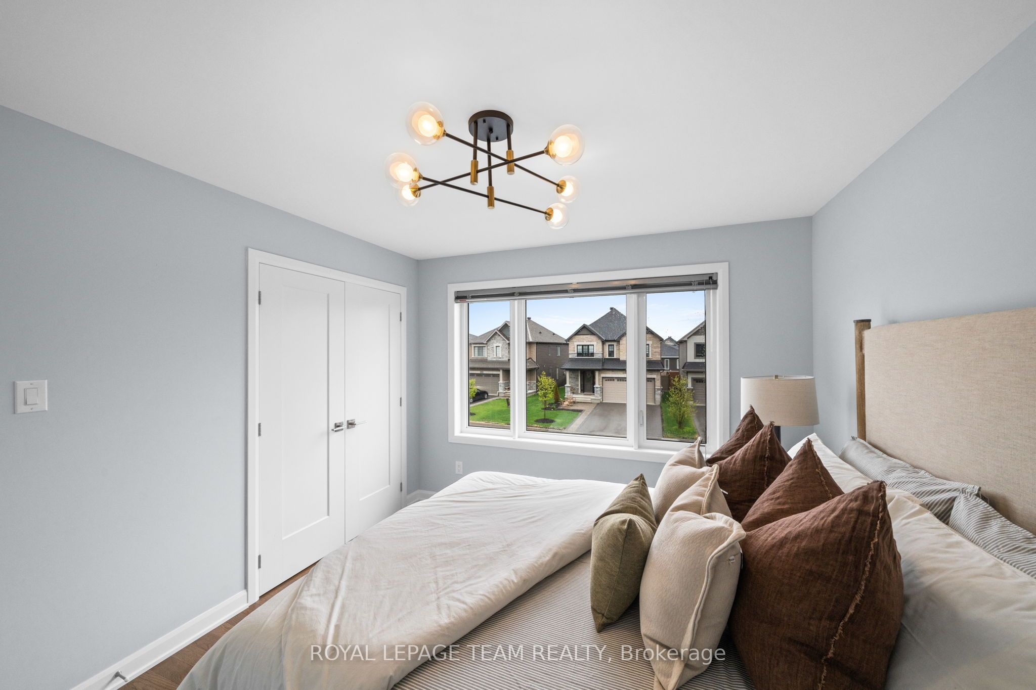 1007 Offley Road Property Photo 35