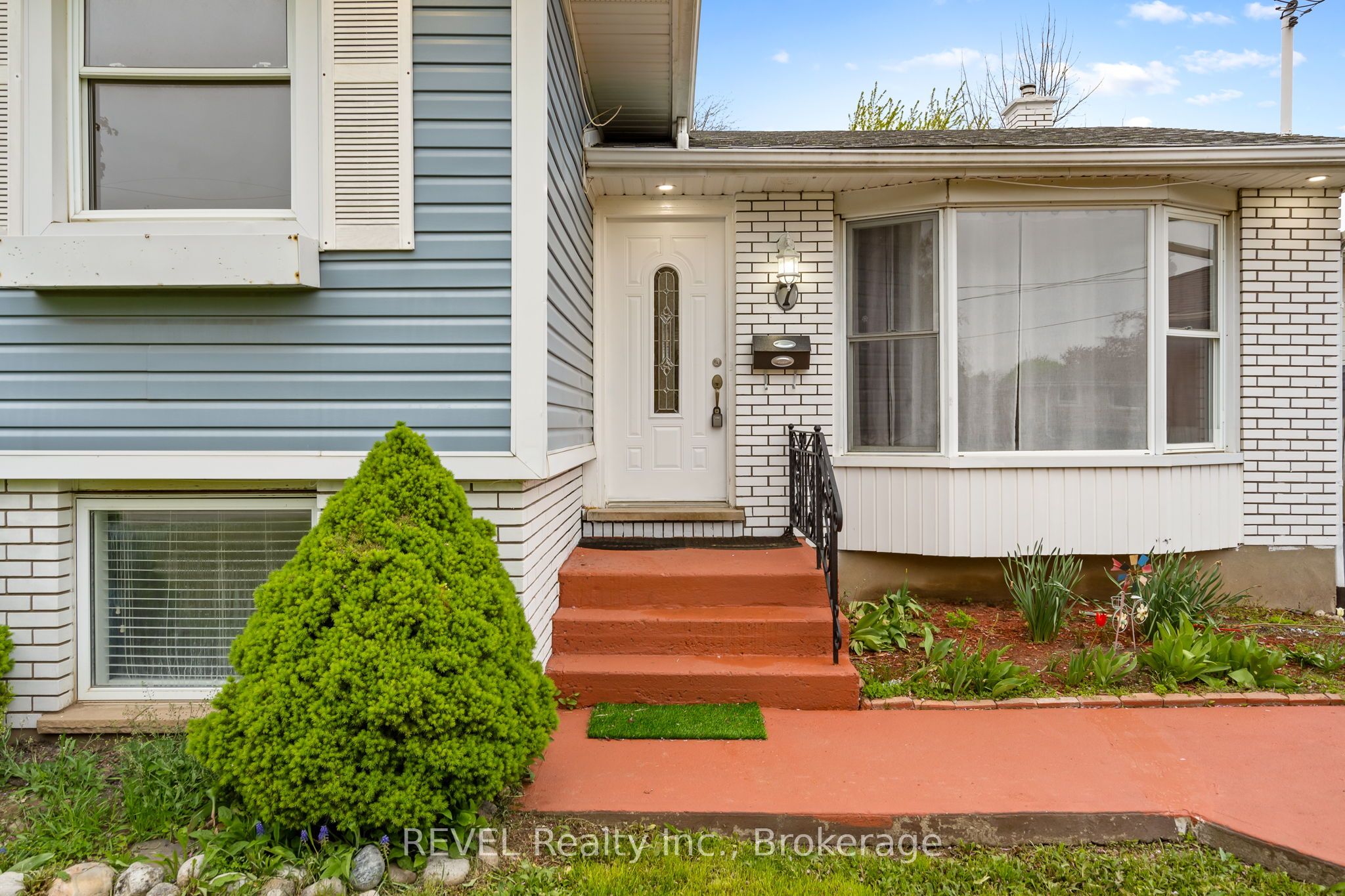 7 Rendale Avenue Property Photo 5