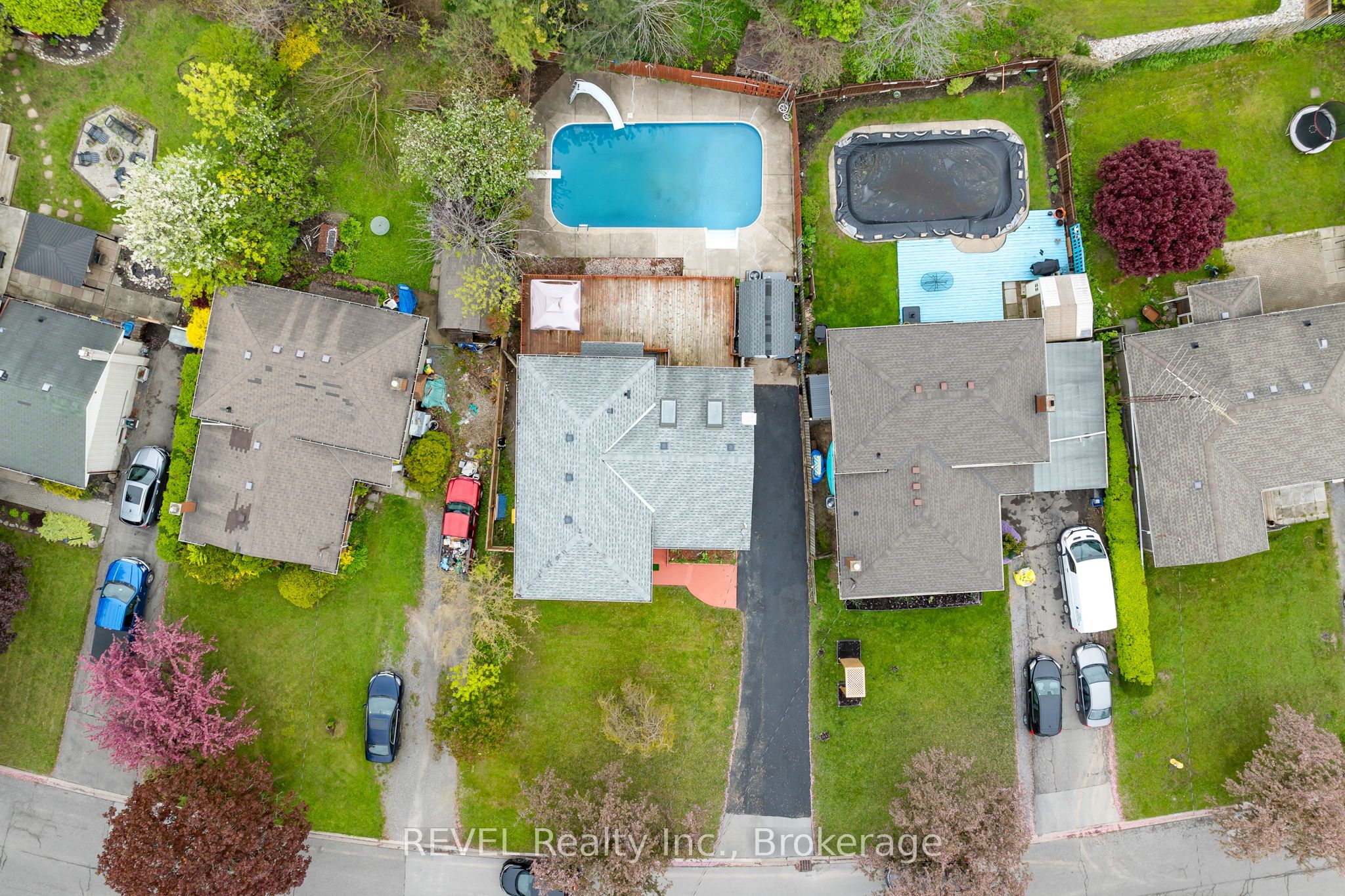 7 Rendale Avenue Property Photo 6