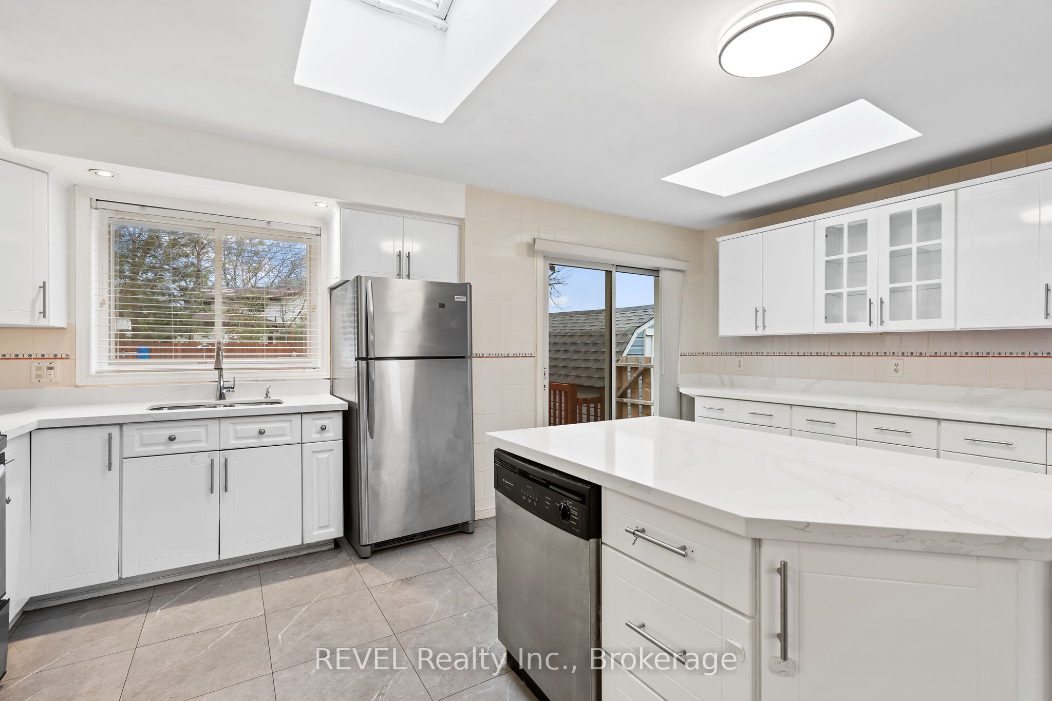7 Rendale Avenue Property Photo 10