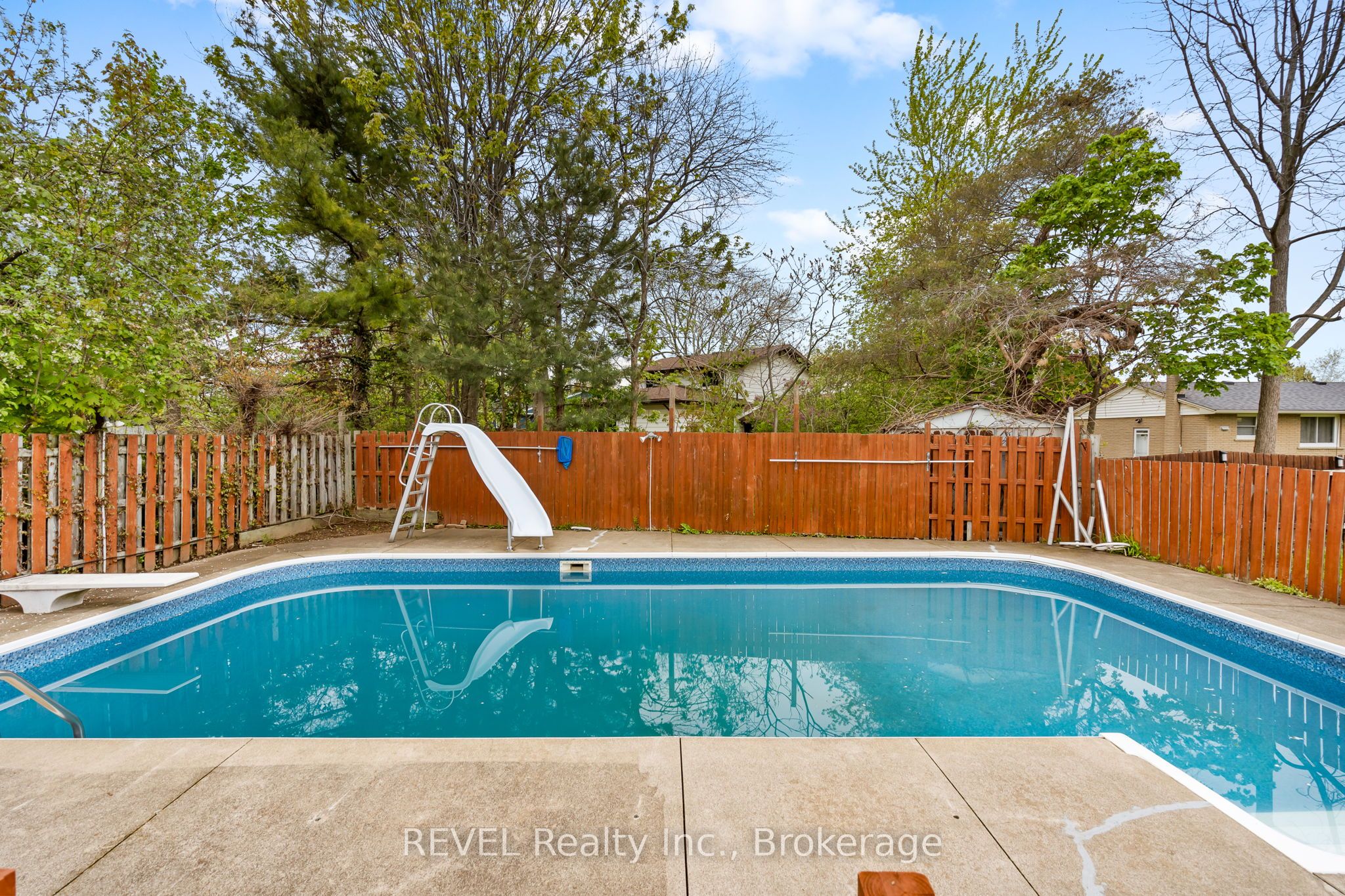 7 Rendale Avenue Property Photo 28