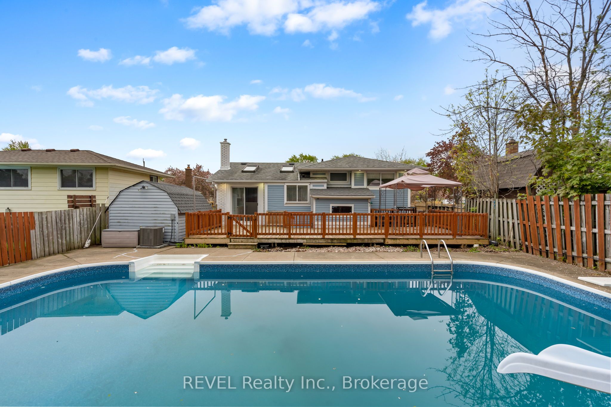 7 Rendale Avenue Property Photo 29