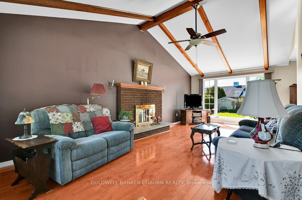 10 Manning Road Property Photo 6