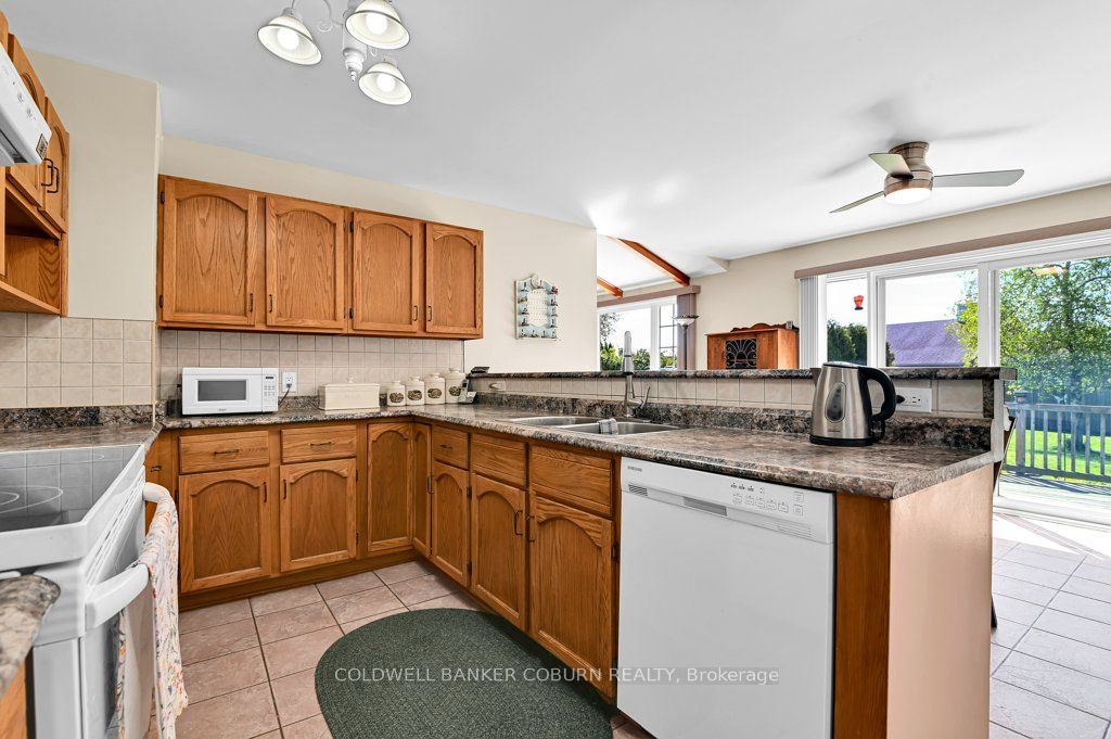 10 Manning Road Property Photo 12