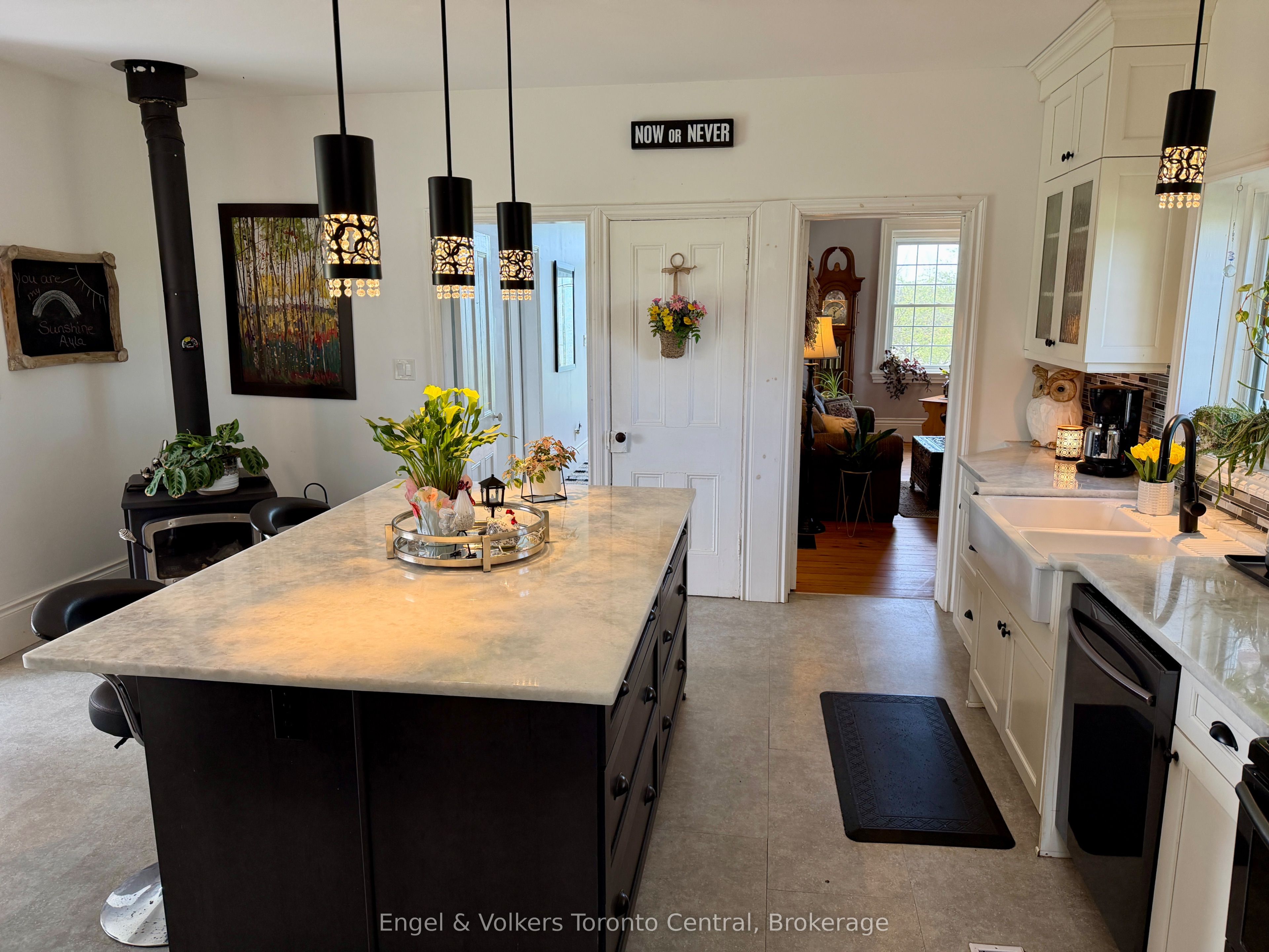 268 Fox Ridge Road Property Photo 5