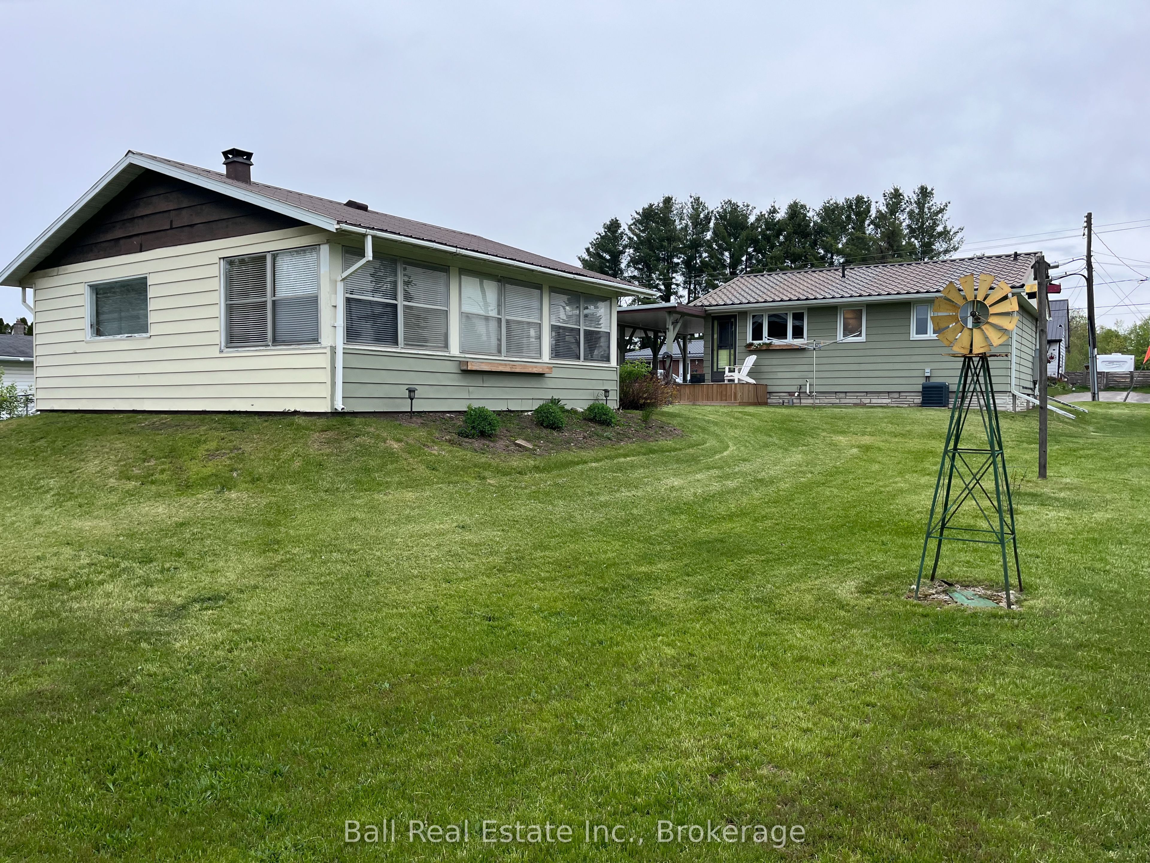 98 George Street E Property Photo 18