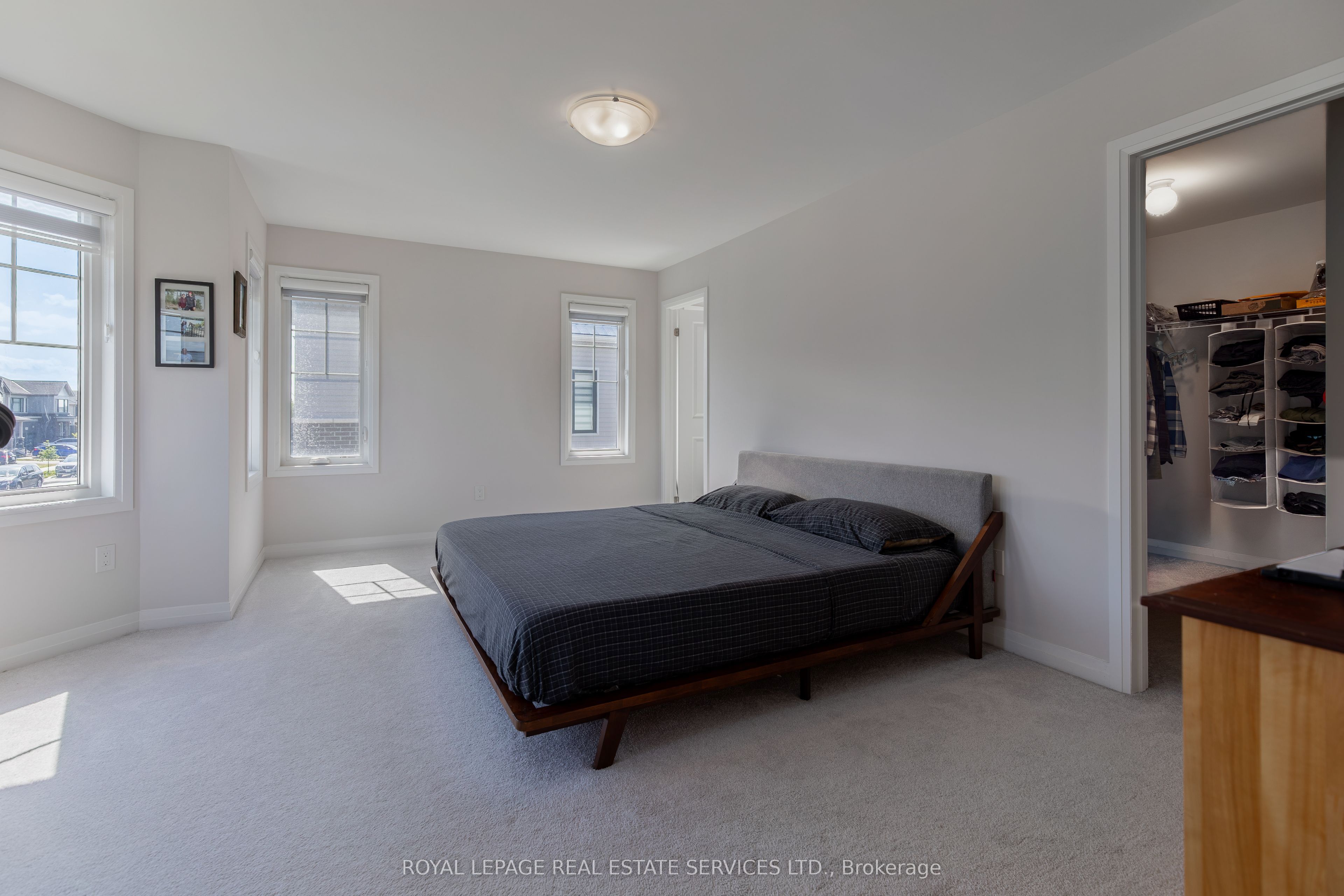 256 Rosebury Way Property Photo 10