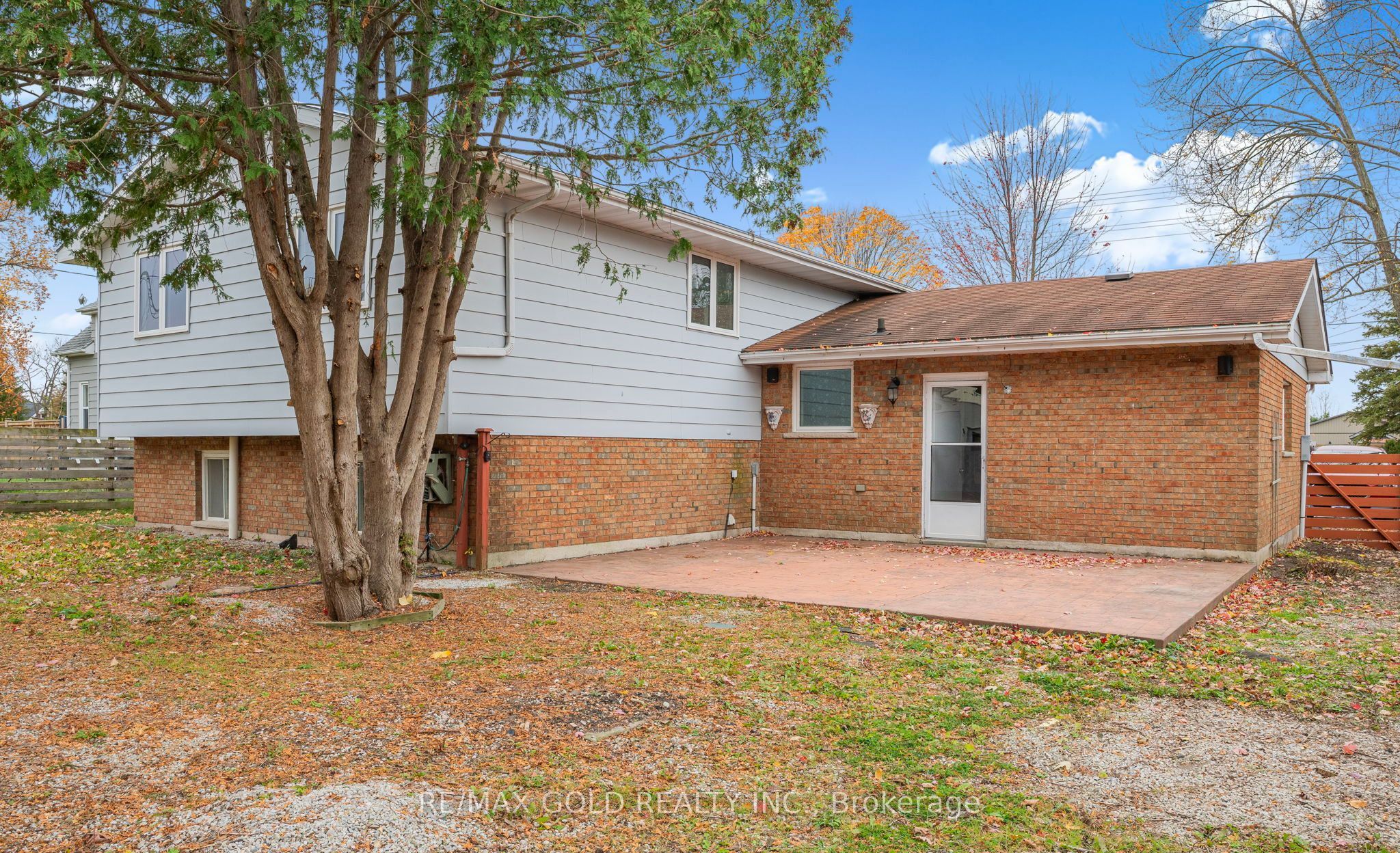 21990 Hagerty Road Property Photo 6