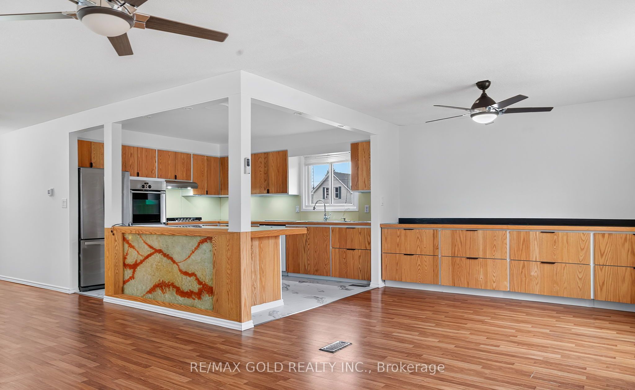 21990 Hagerty Road Property Photo 7