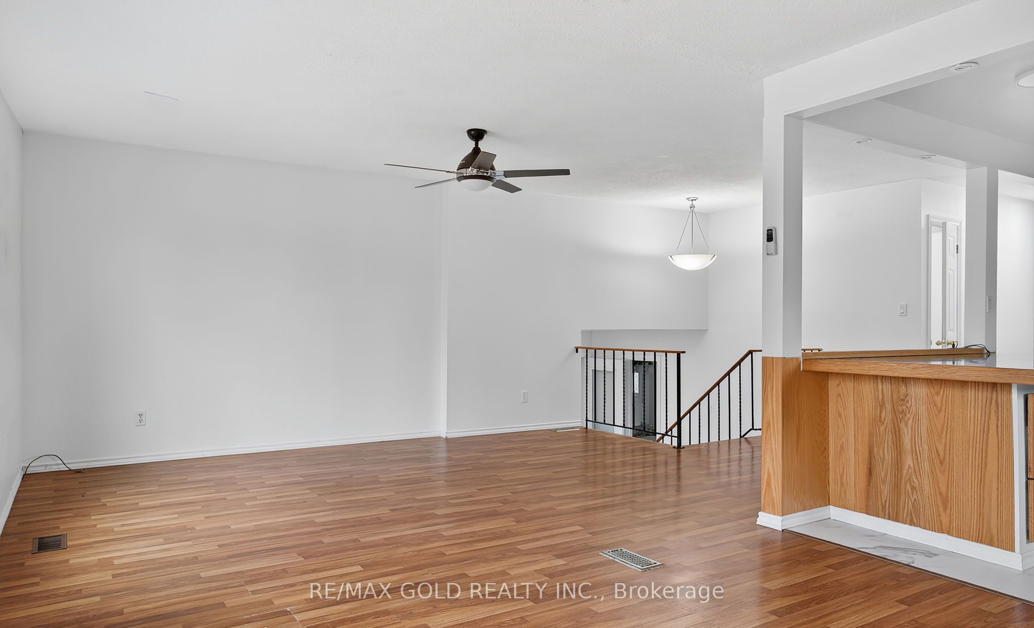 21990 Hagerty Road Property Photo 13