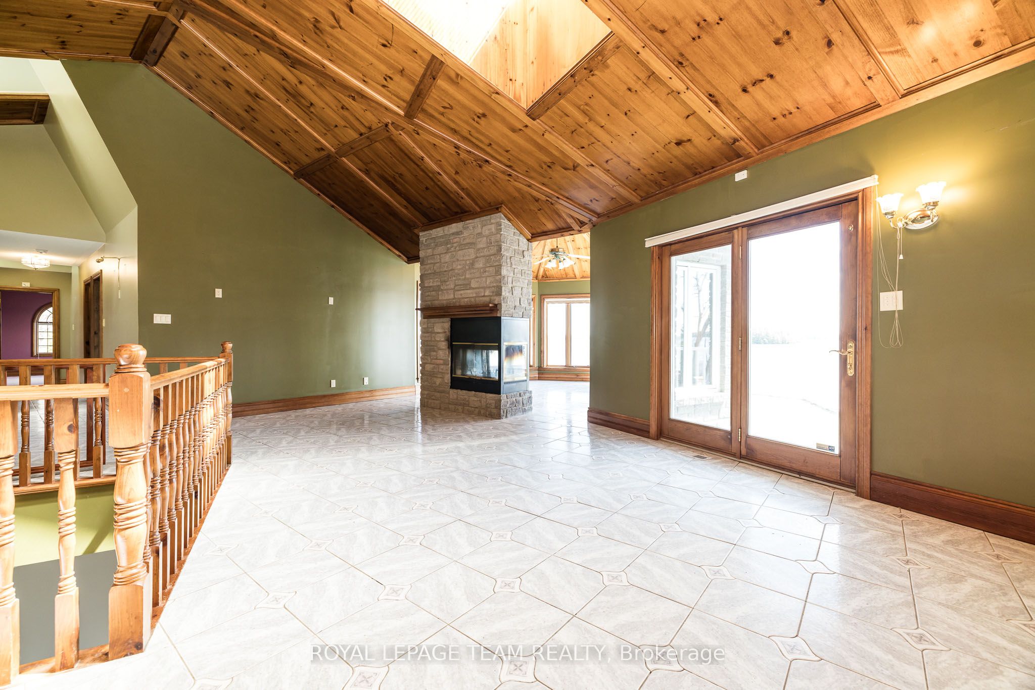 605 Big Rideau North Shore Road Property Photo 13