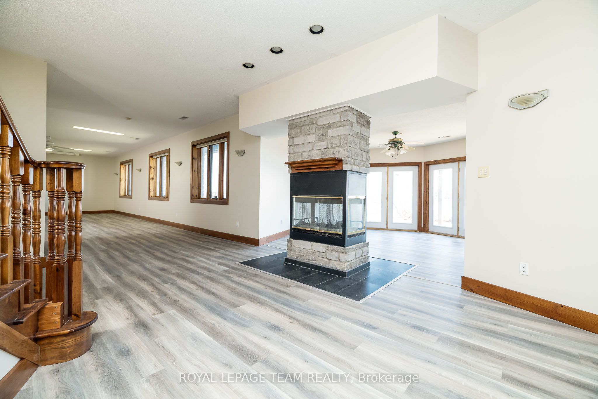 605 Big Rideau North Shore Road Property Photo 32