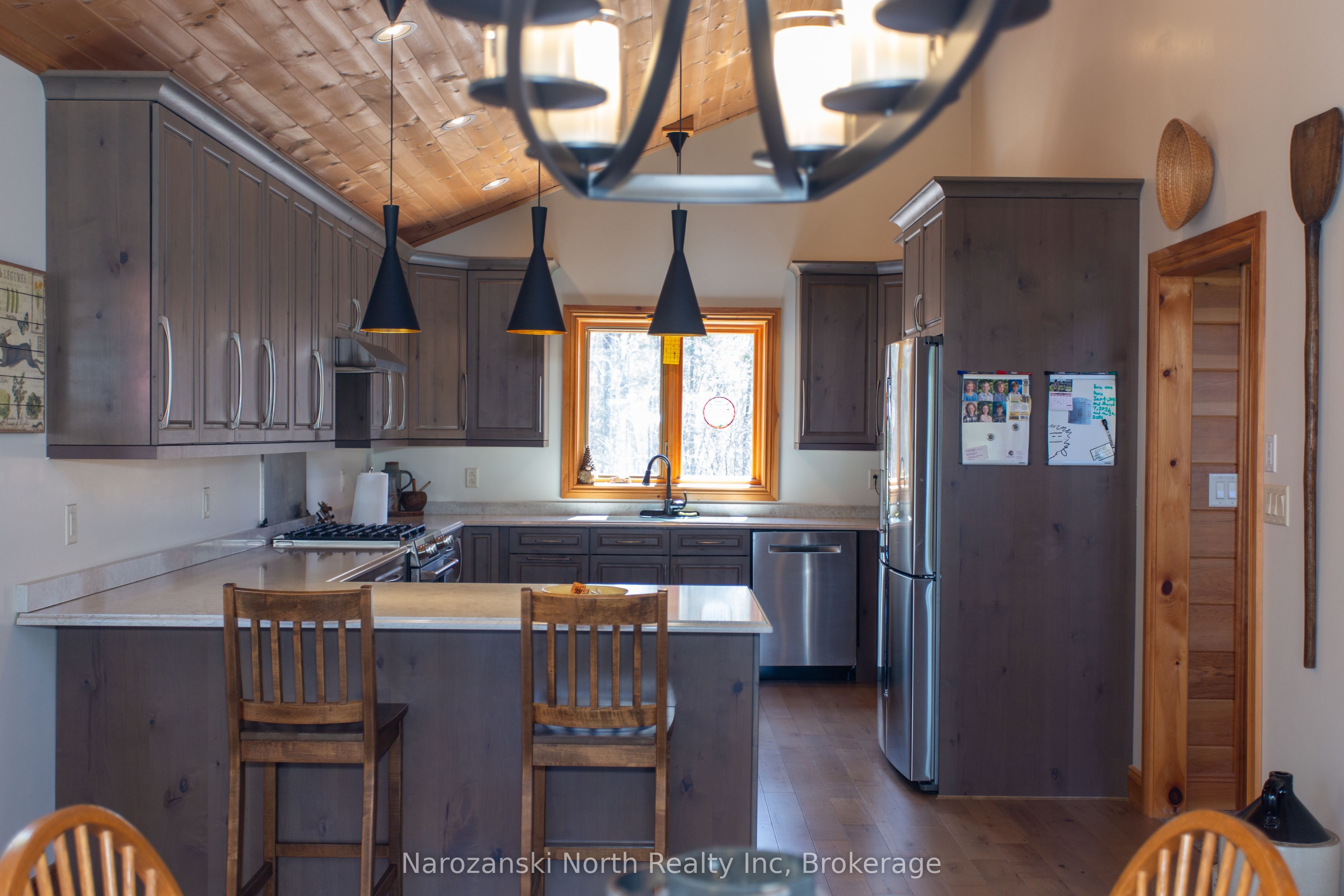 69 C Dumart Private Property Photo 8