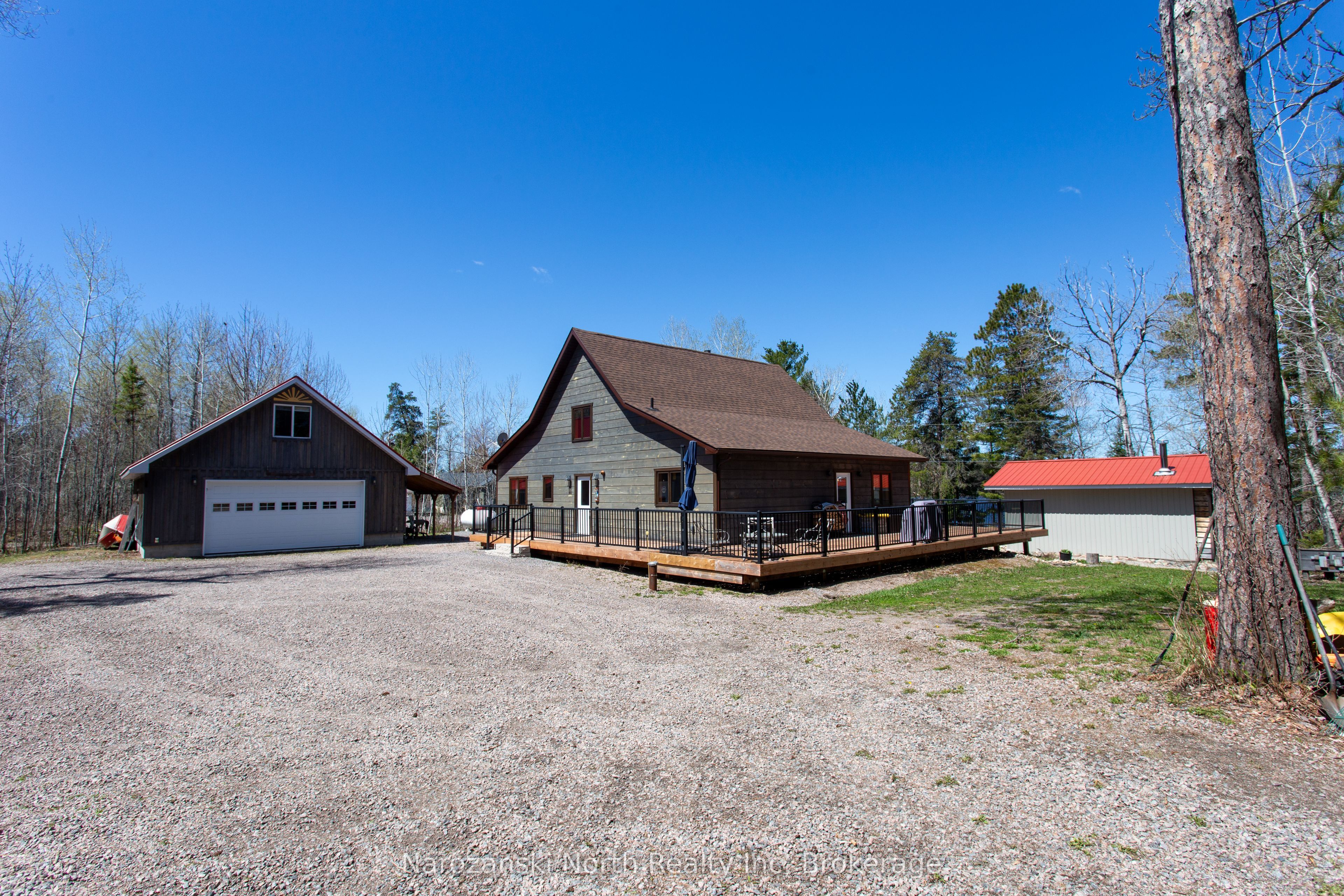 69 C Dumart Private Property Photo 19