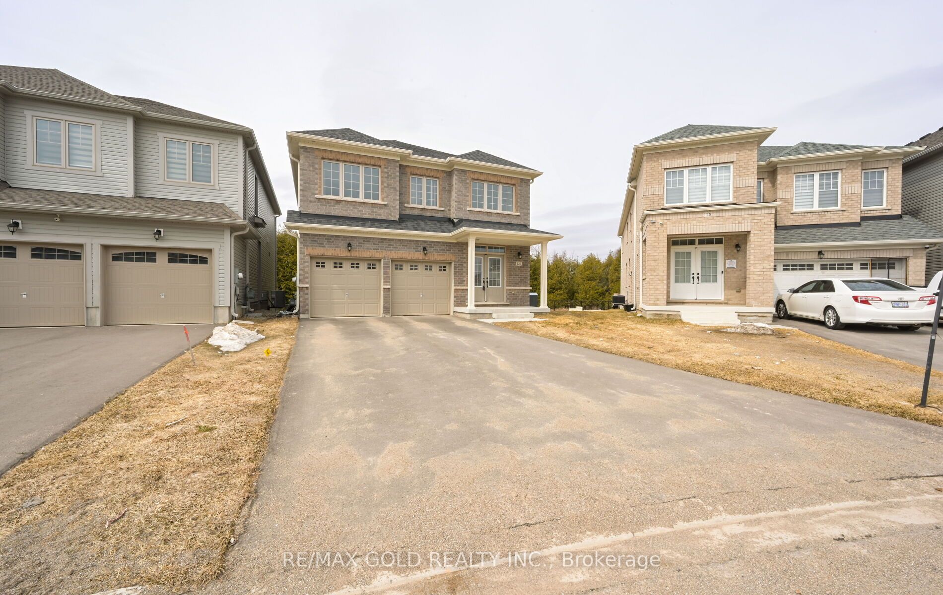 124 LIMESTONE Lane Property Photo 1