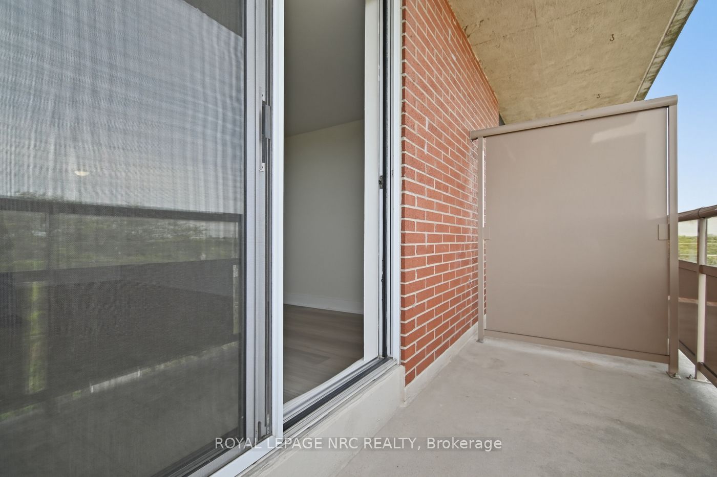 264 Grantham Avenue 507 Property Photo 19