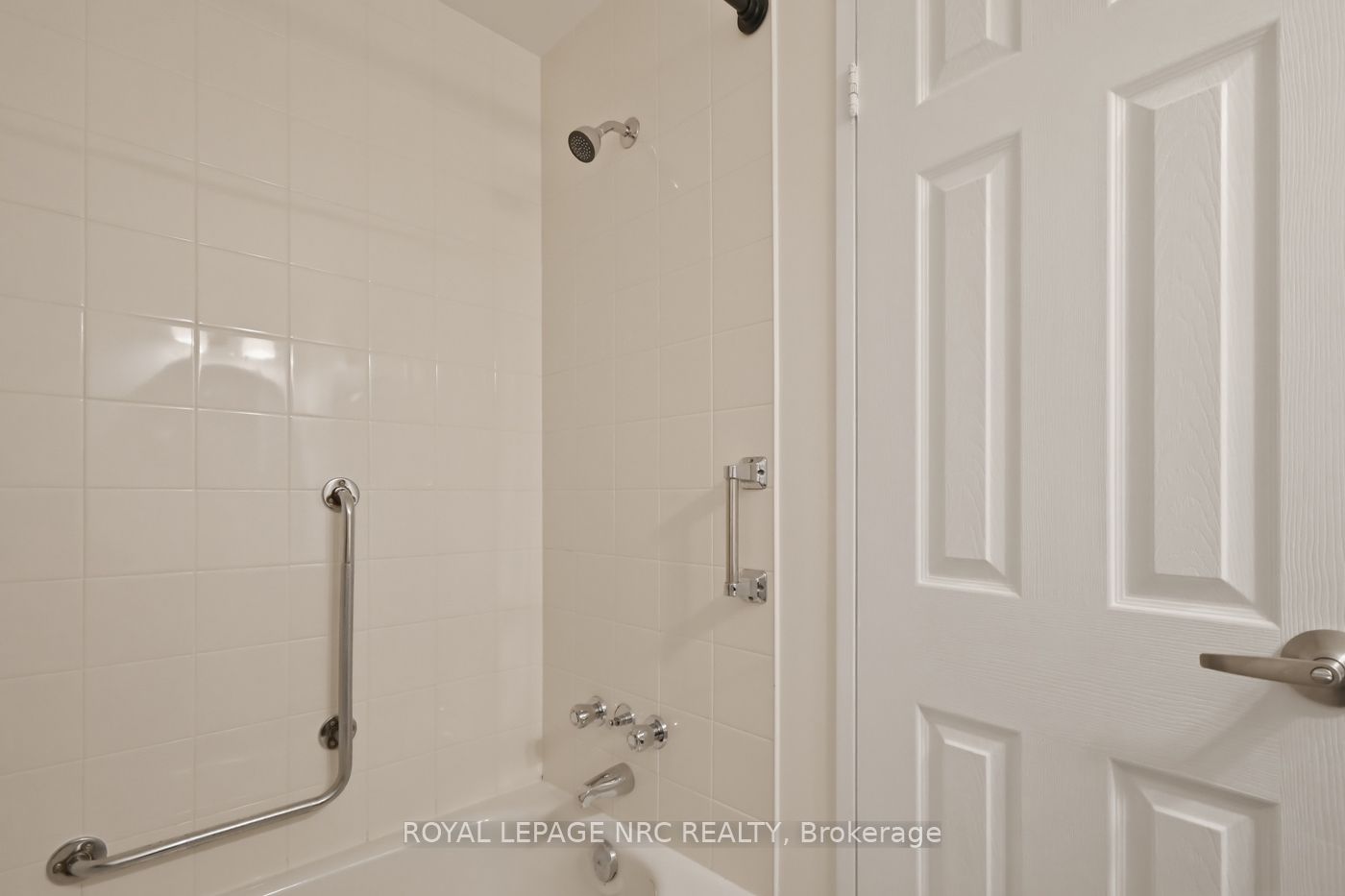 264 Grantham Avenue 507 Property Photo 27